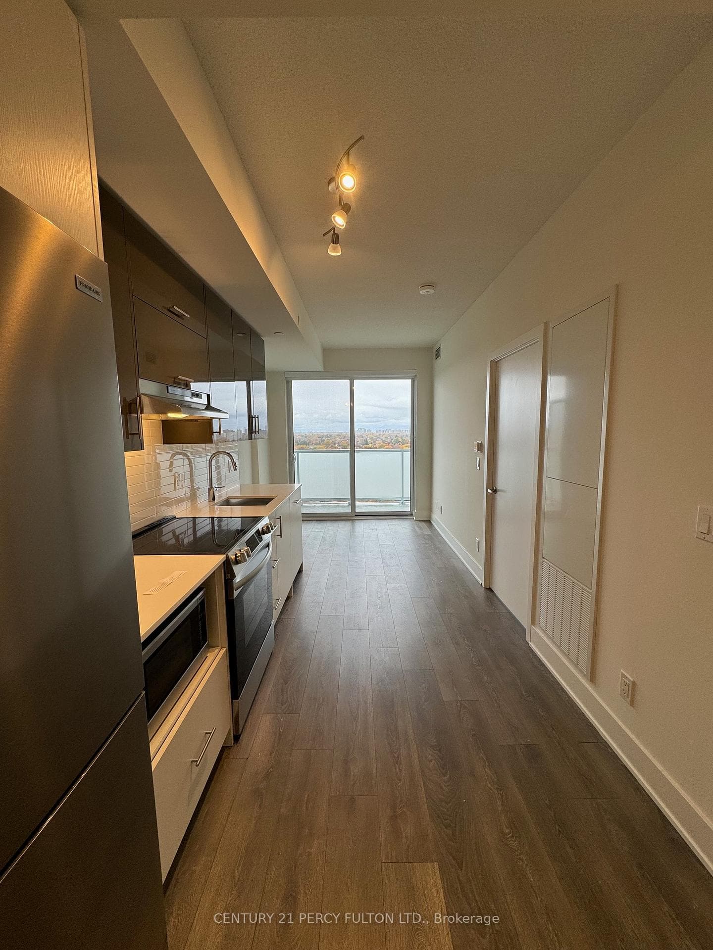 188 Fairview Mall Drive Unit 1709 photo 3