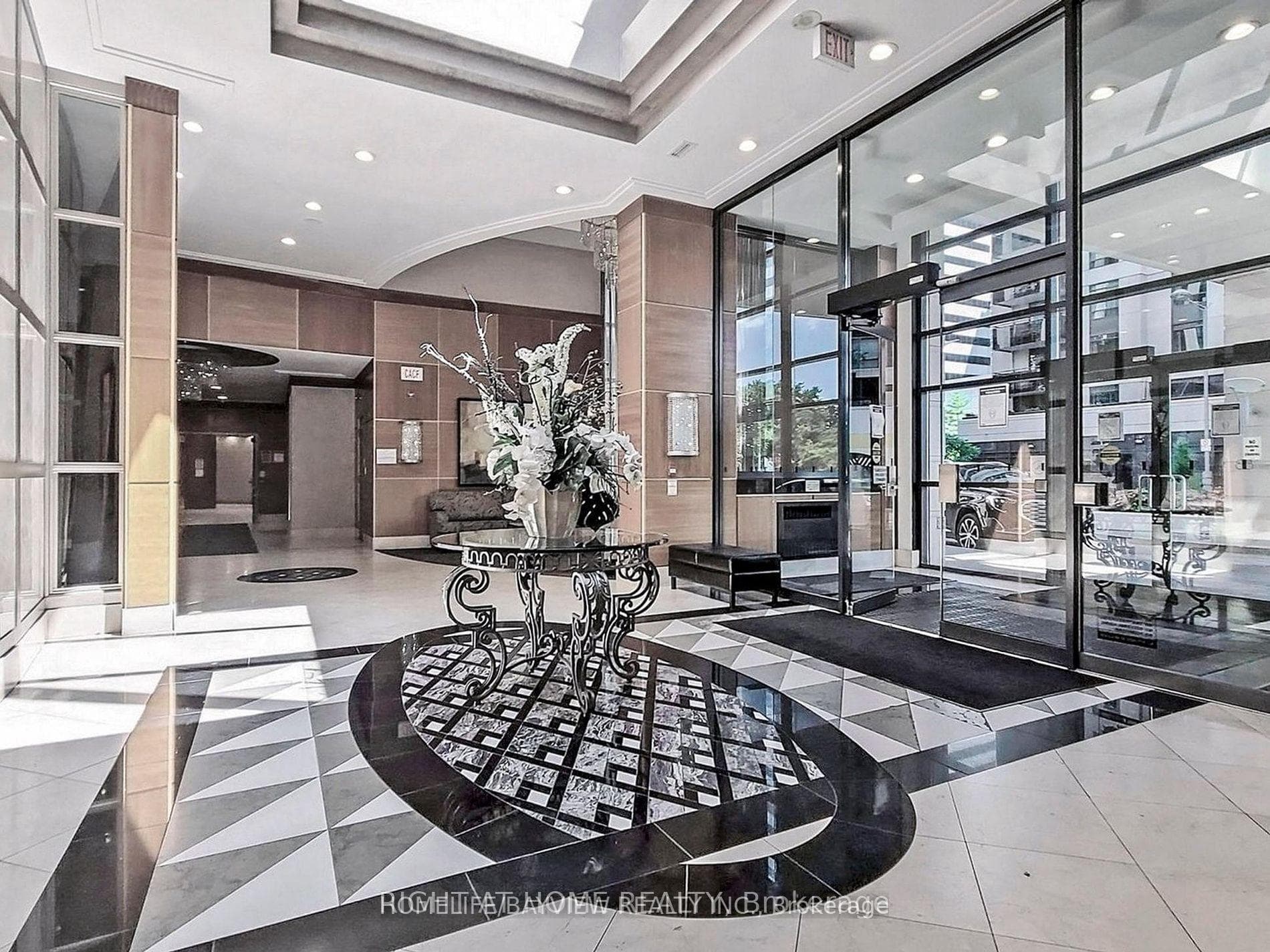155 Beecroft Road Unit 1101 photo 6