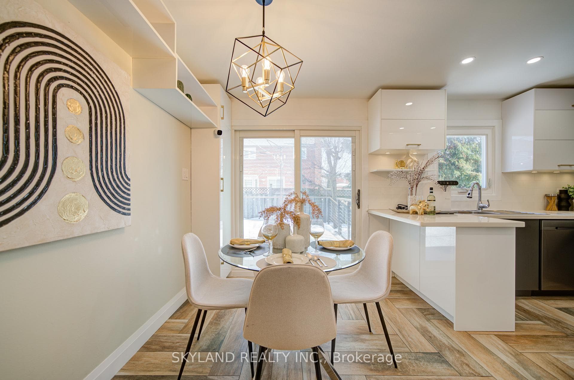 3 Thomas Henry Road photo 17