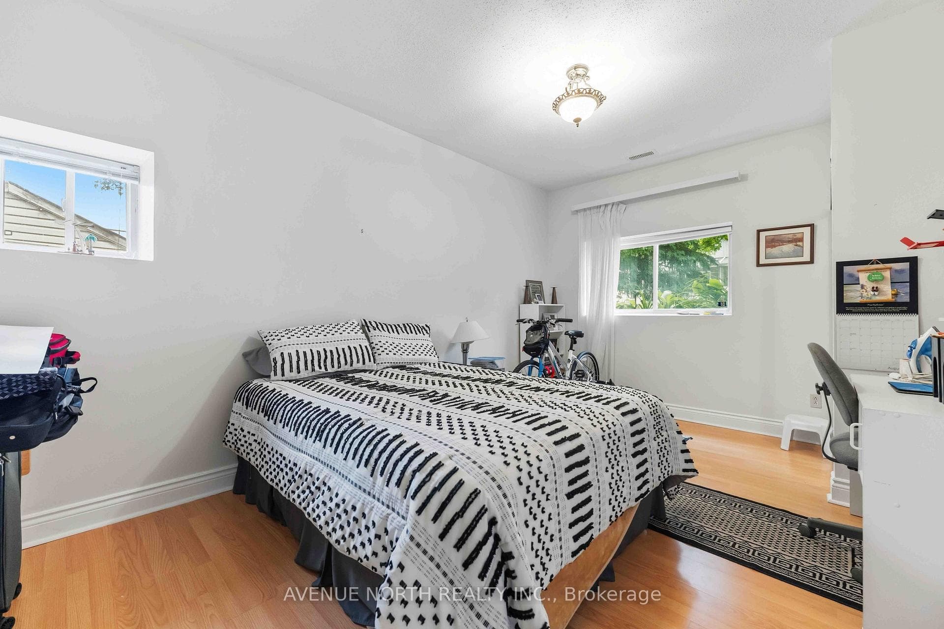 6803 Barsona Place photo 38