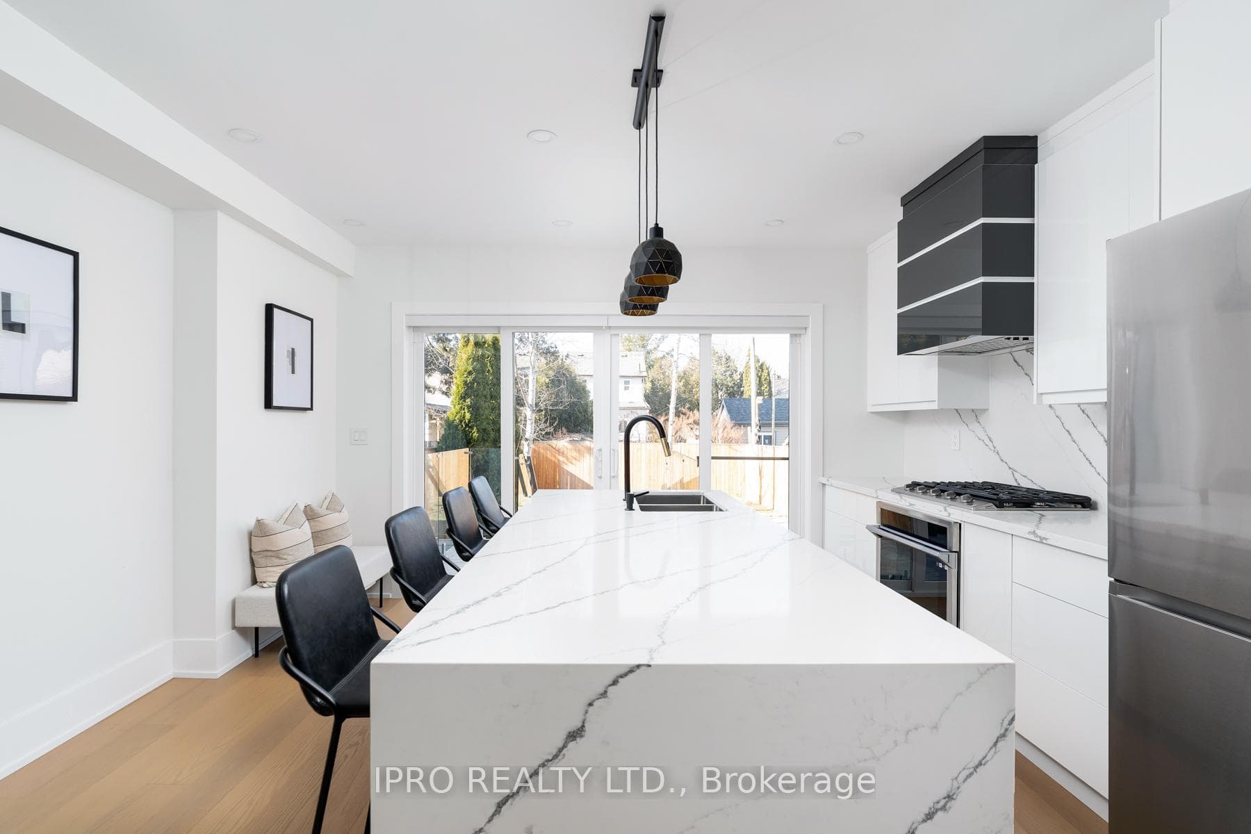 58 Doncaster Avenue photo 15