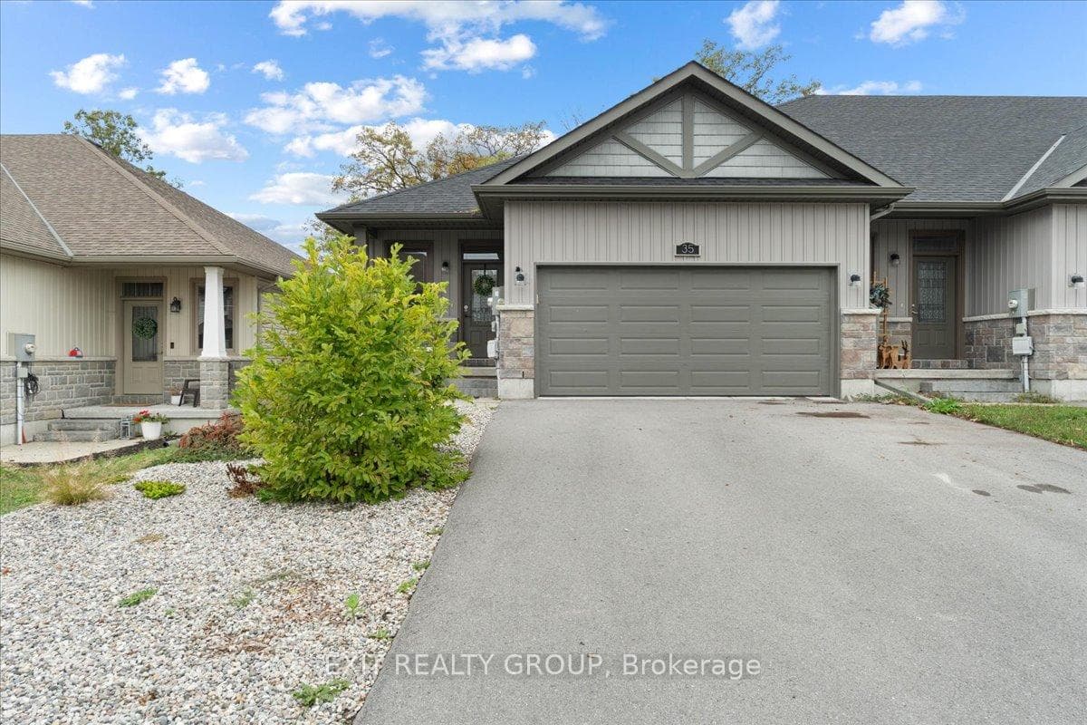 35 Ledgerock Court photo 42