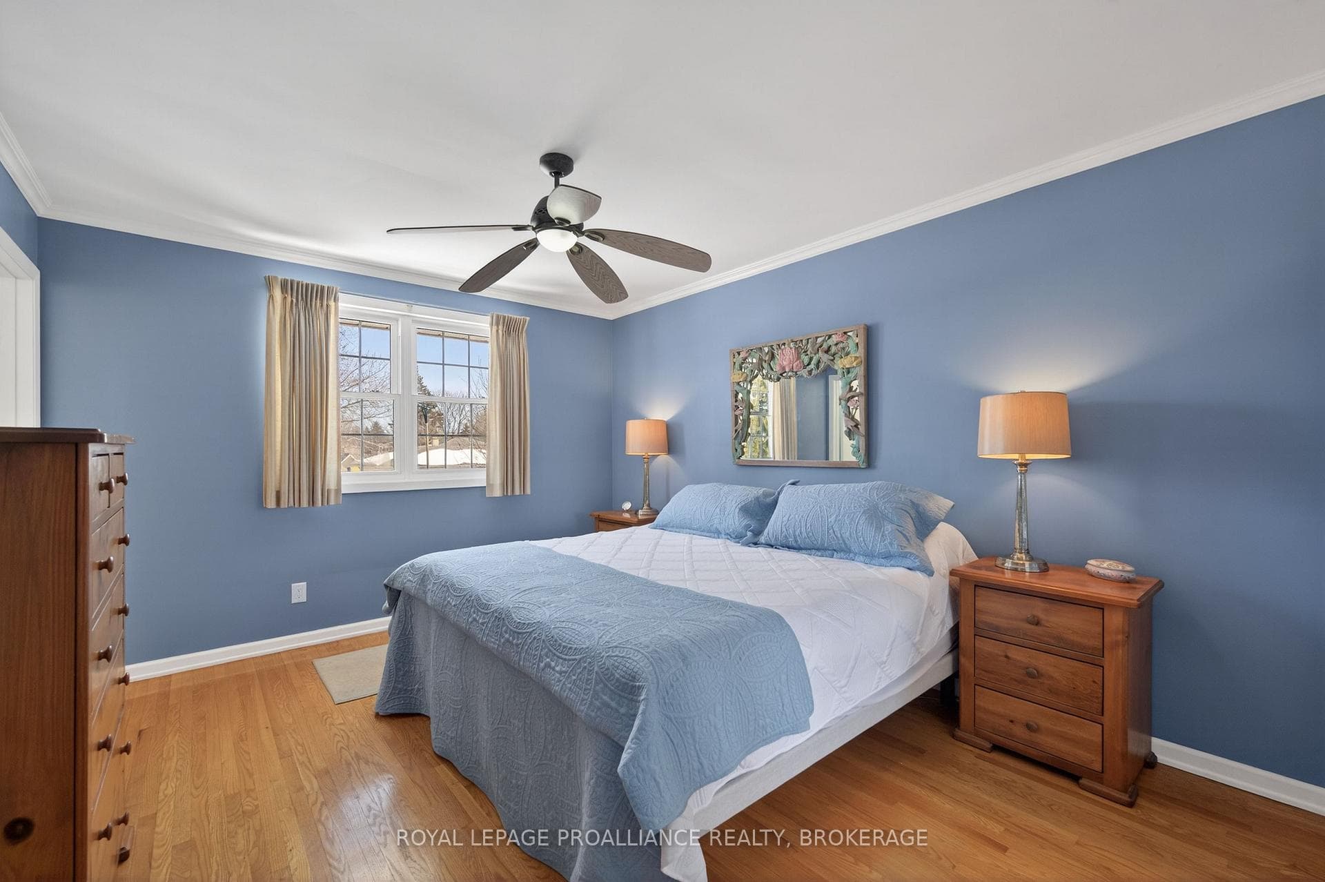 745 Sussex Boulevard photo 16