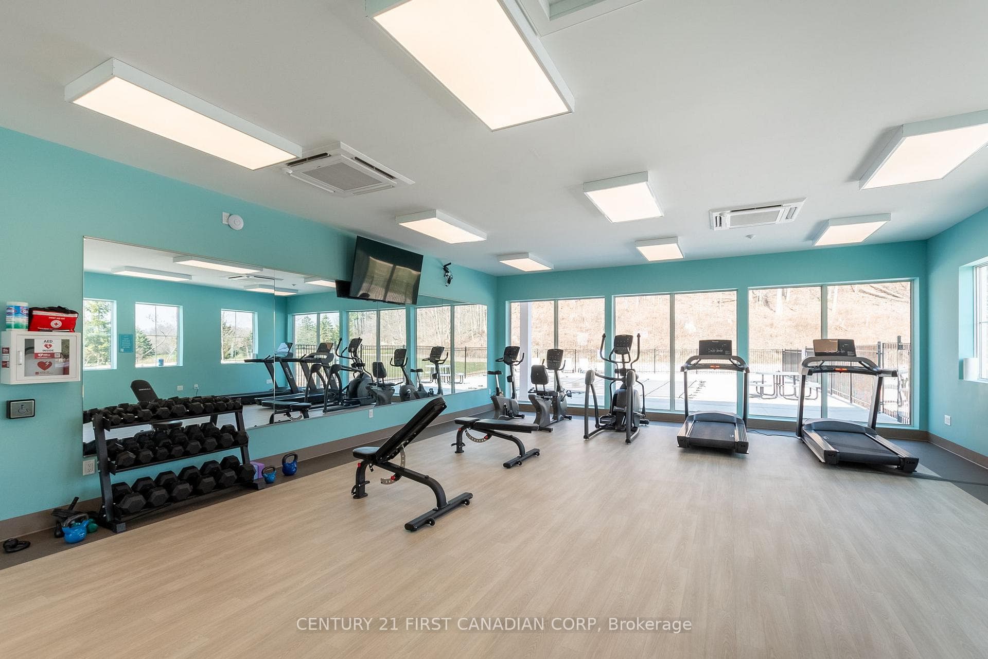 100 The Promenade Unit 117 photo 23