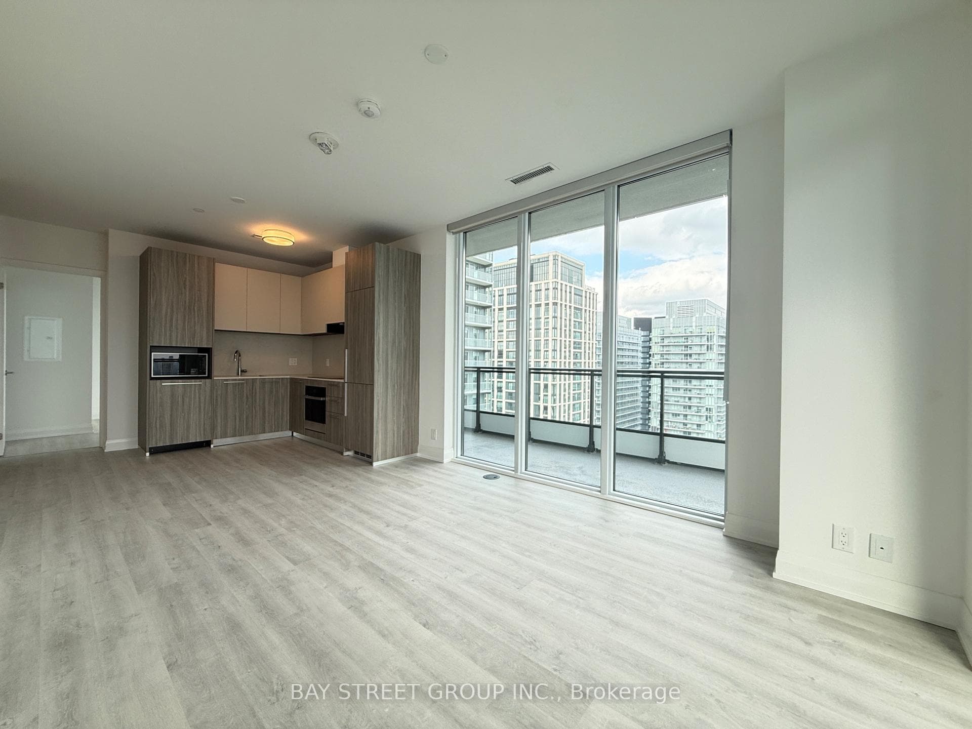 65 Broadway Avenue Unit 3004 photo 3