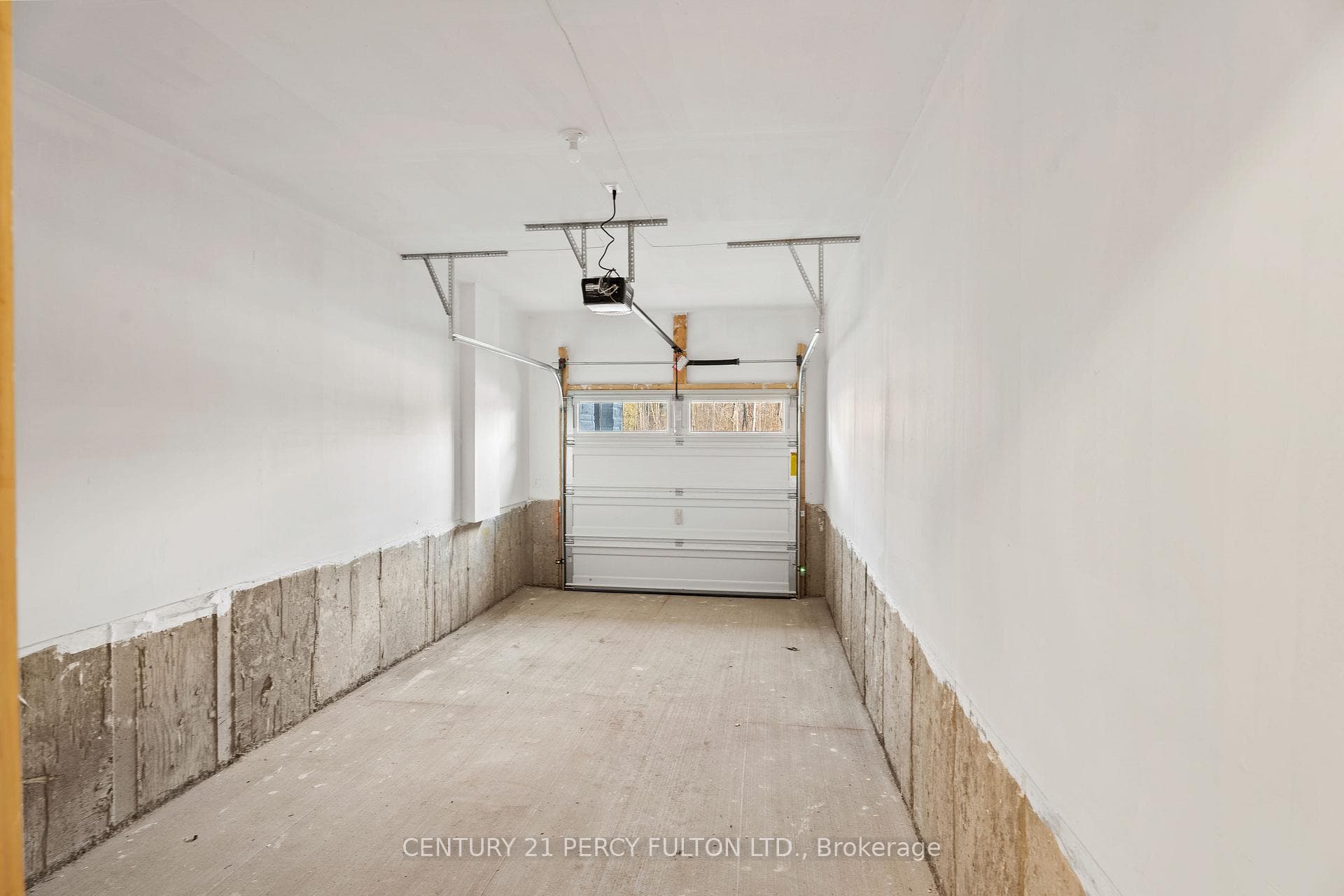 26 Coote Court photo 35