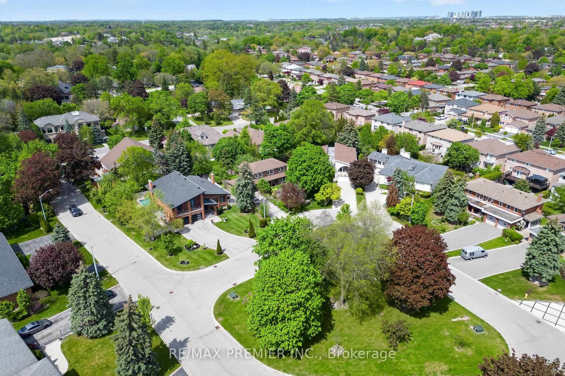 21 Forest Circle Court photo 48