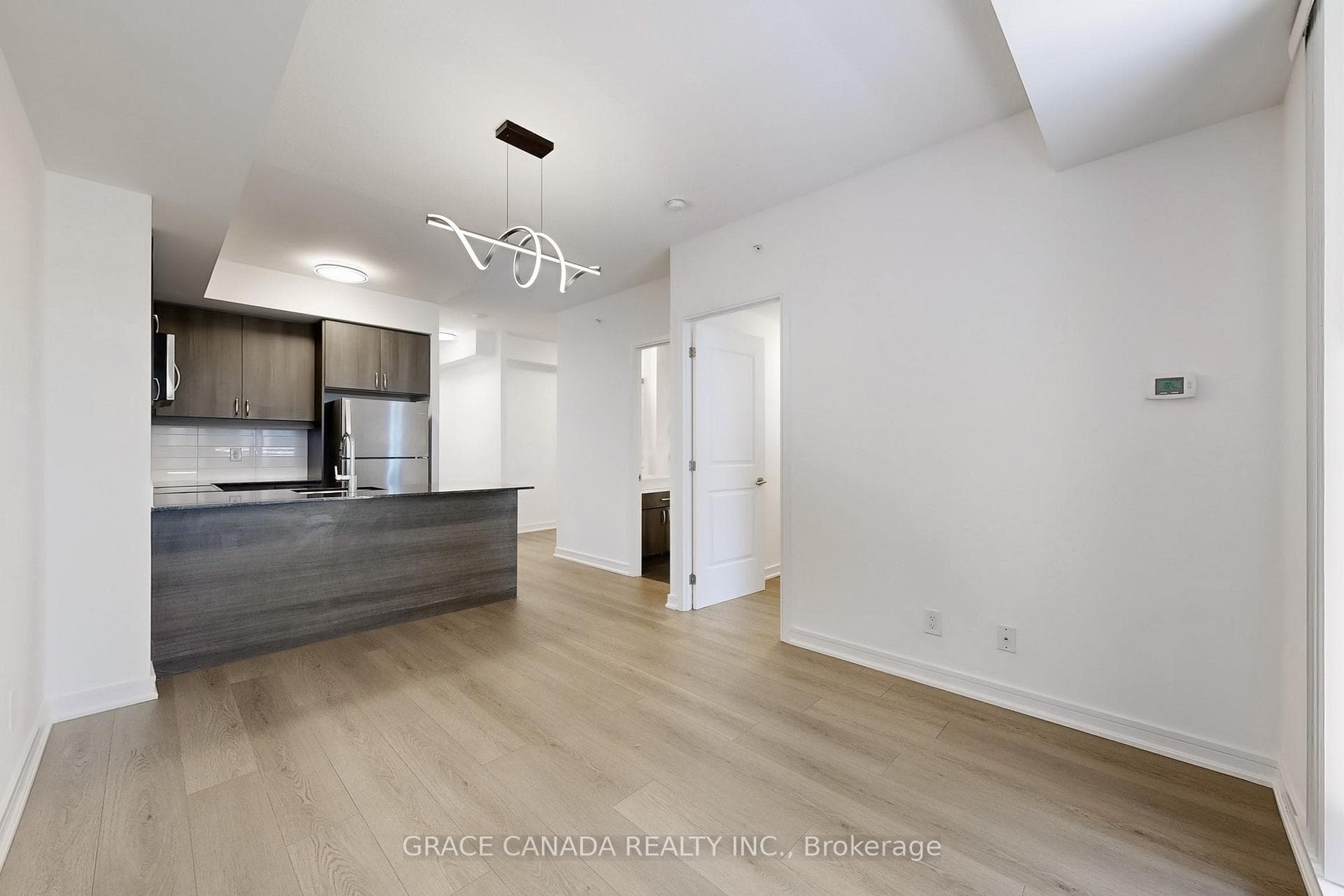 9205 Yonge Street Unit 409 photo 14