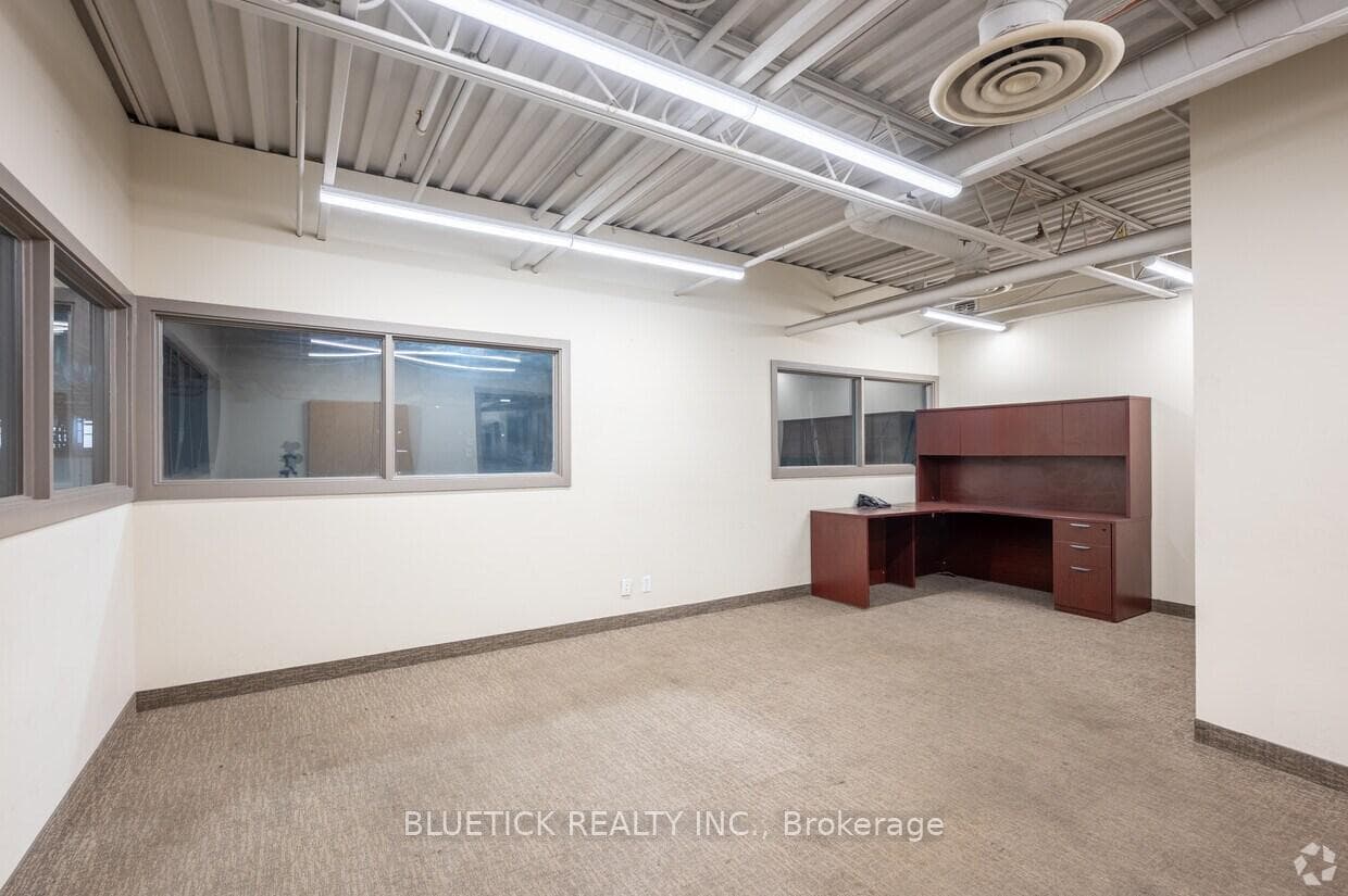 25 Tangiers Road Unit 3 photo 12