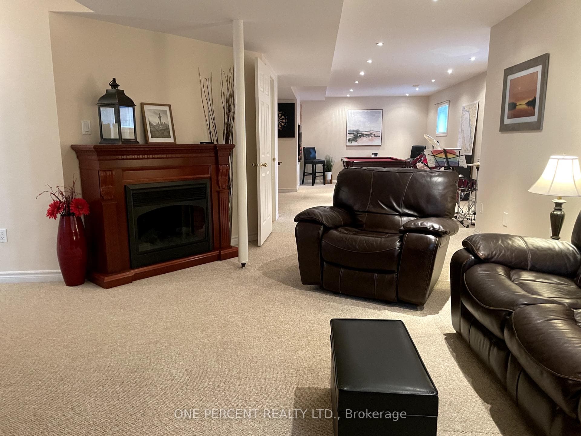 33 Masters Lane photo 26