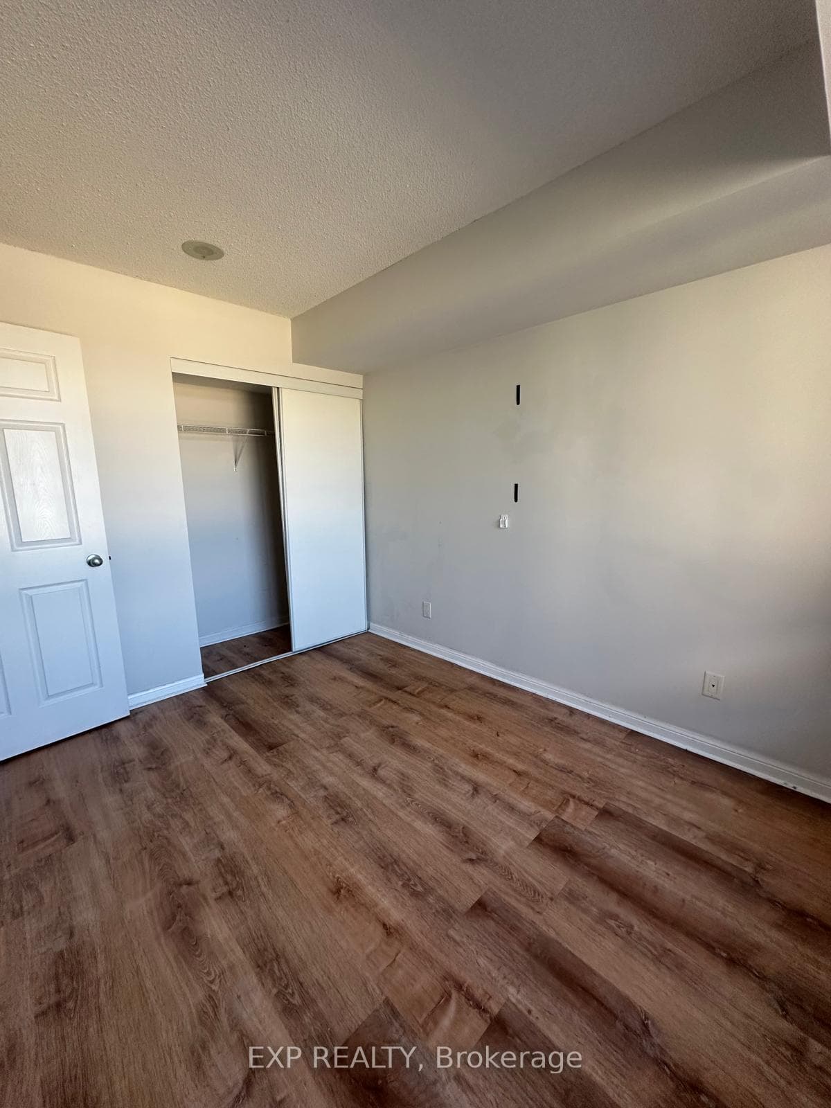 153 Beecroft Road Unit 706 photo 21