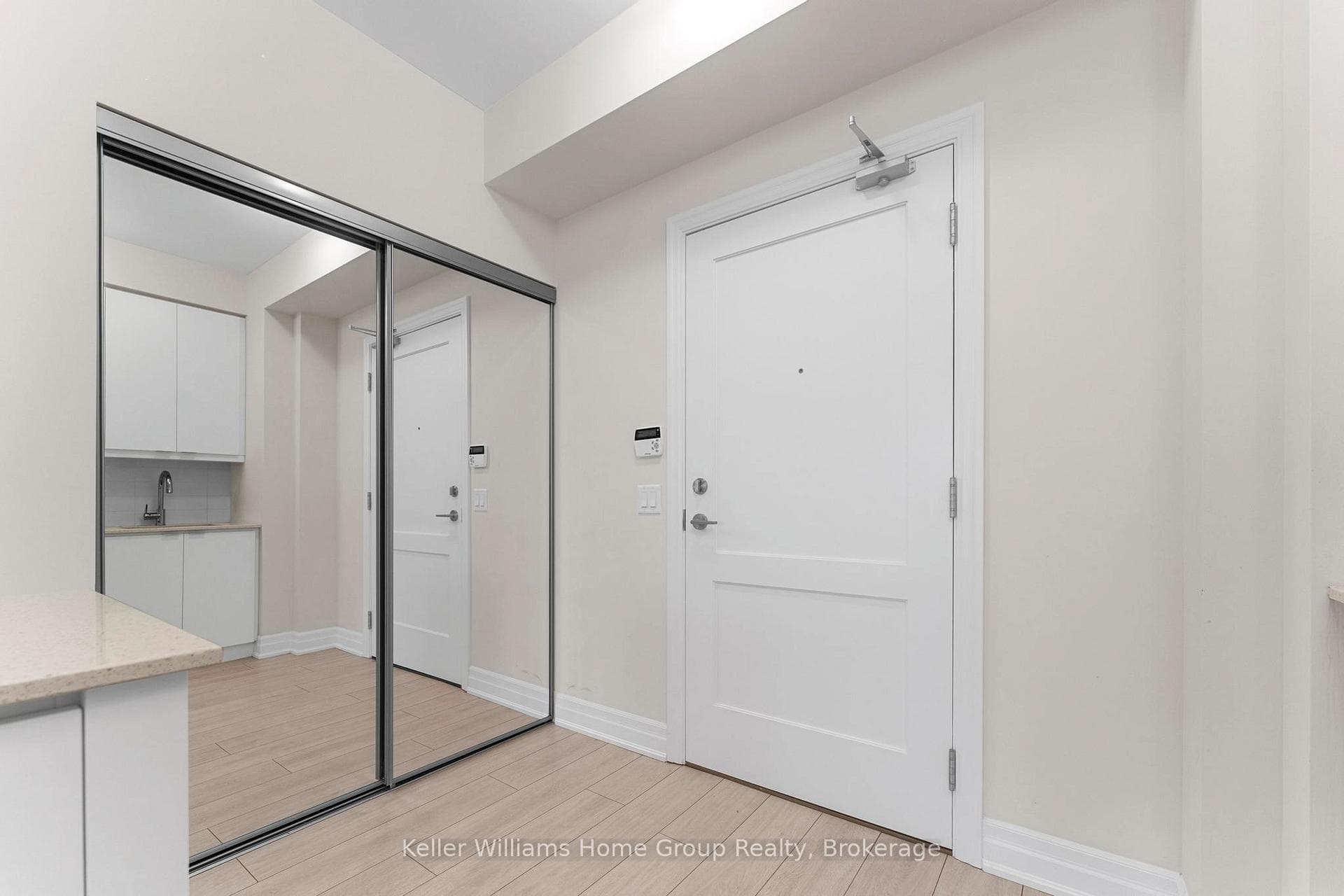 30 Elm Drive Unit 1303 photo 8