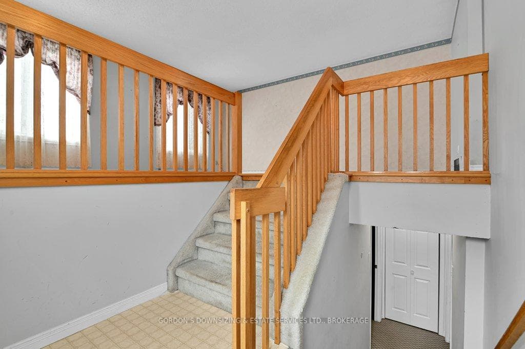556 Jase Street photo 5