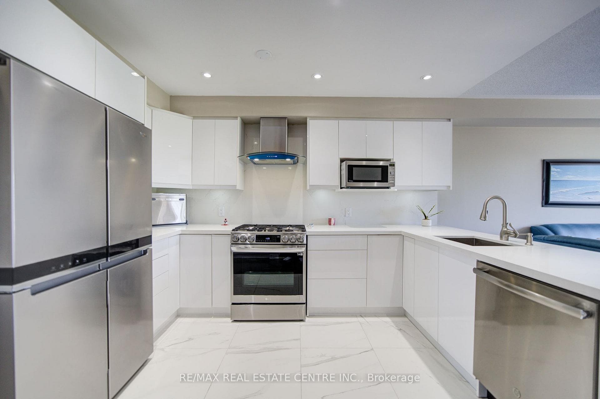 22 Lakeridge Drive photo 17
