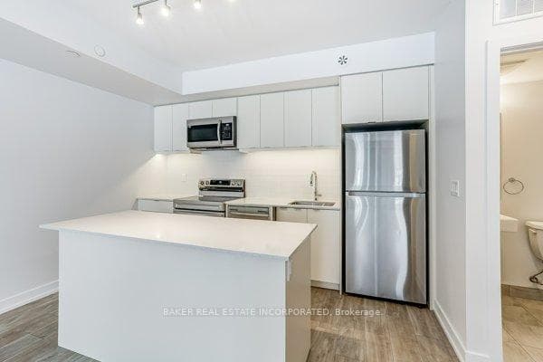 39 Farmstead Road Unit 115 photo 1