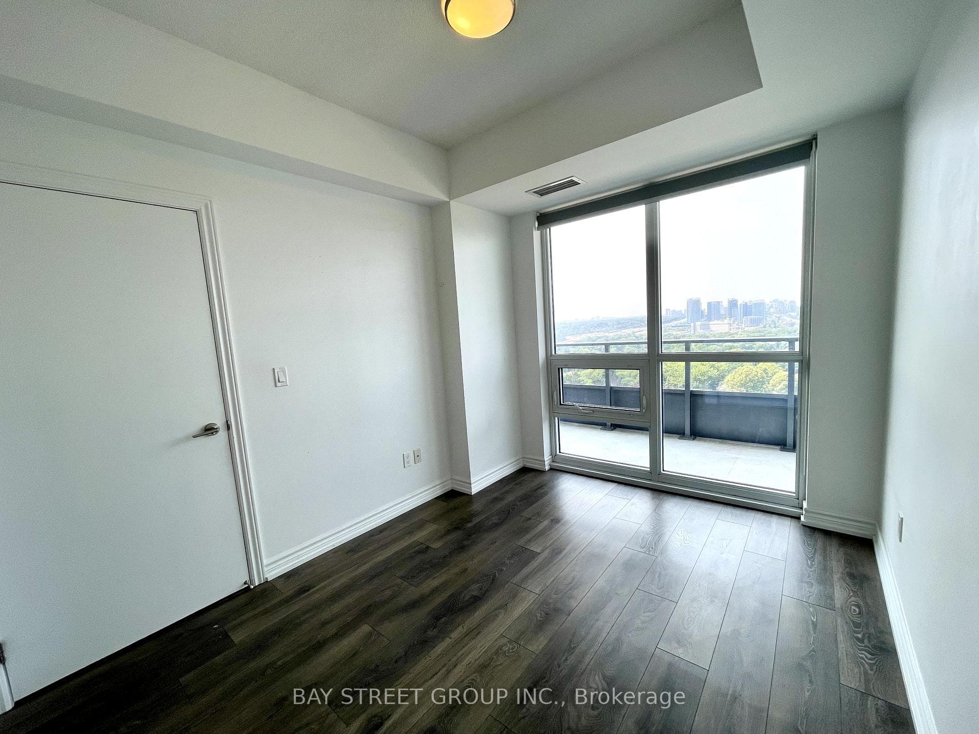 50 Forest Manor Road Unit 1104 photo 8