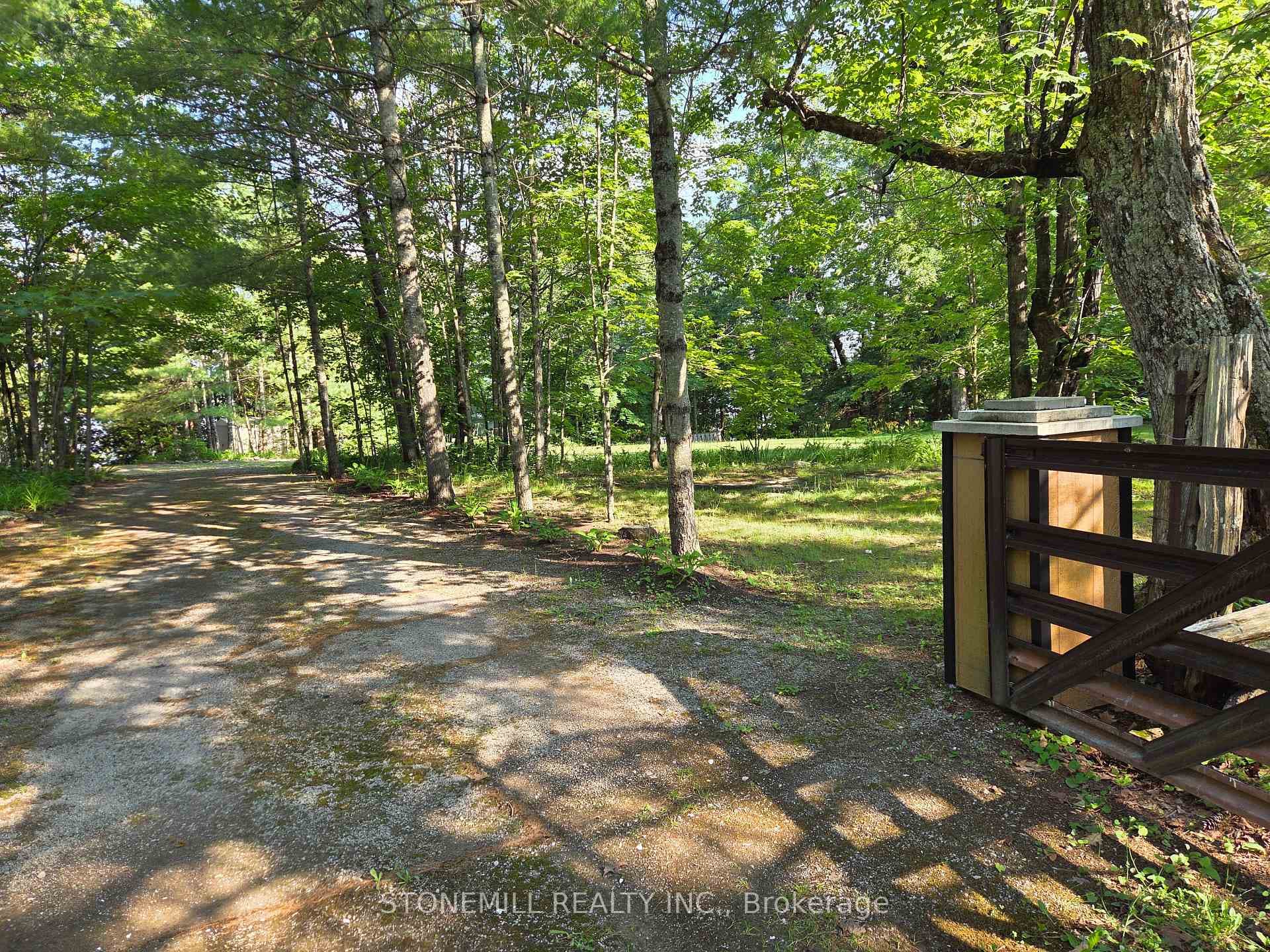 56 Griffin Drive photo 7