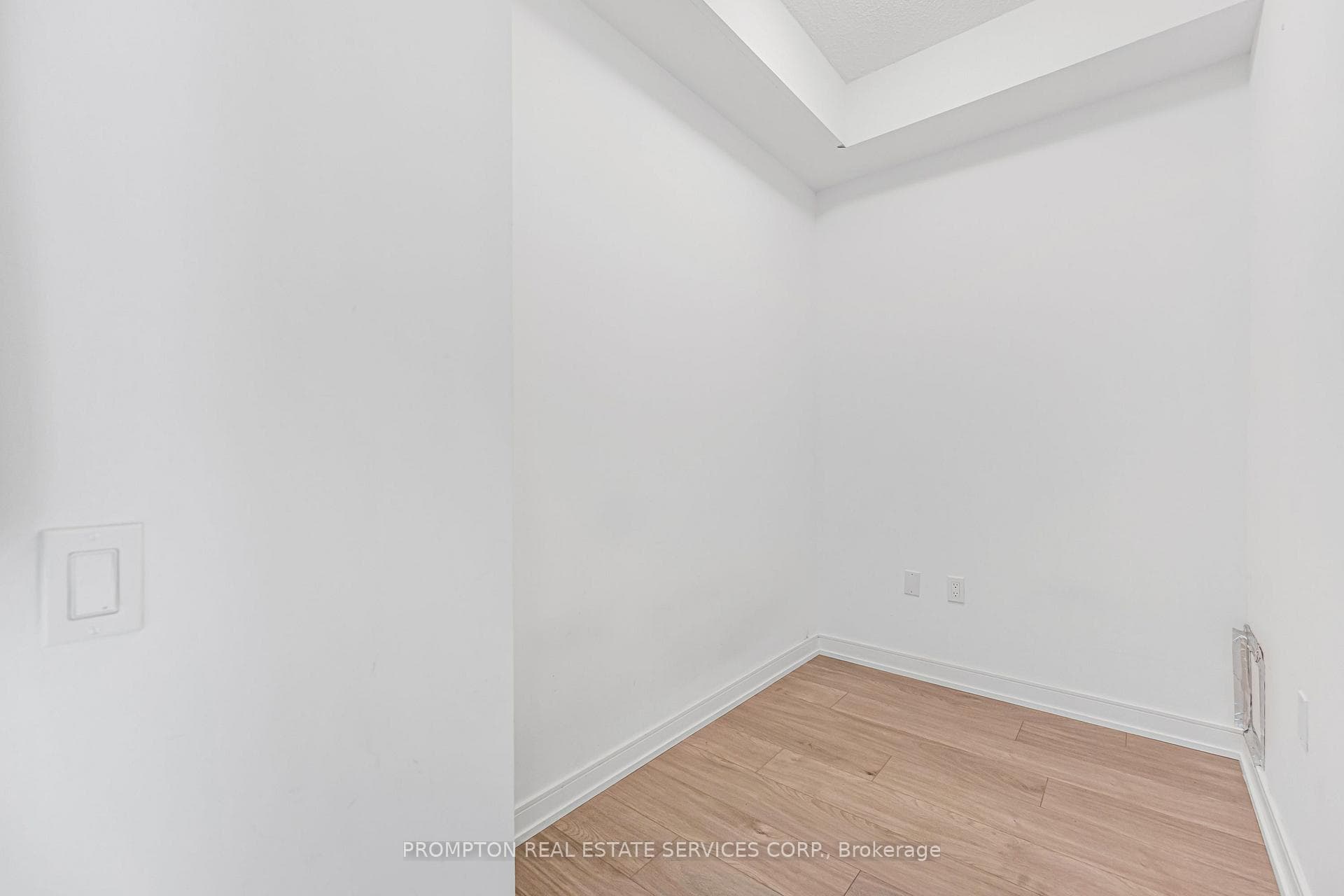 8 Nahani Way Unit 3320 photo 3