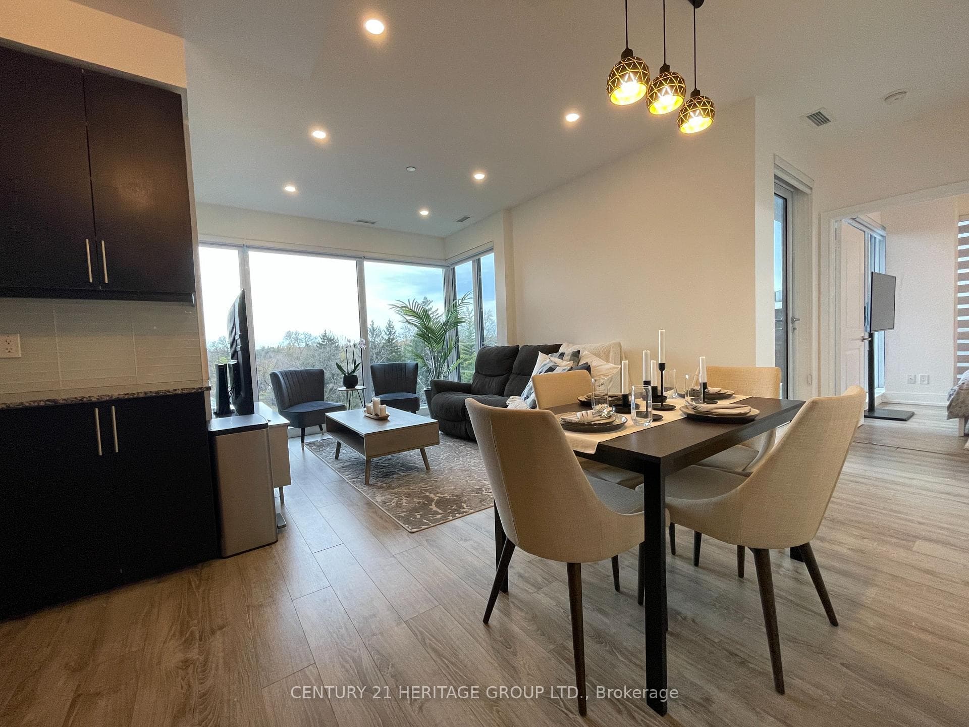 9600 Yonge Street Unit 516 photo 5