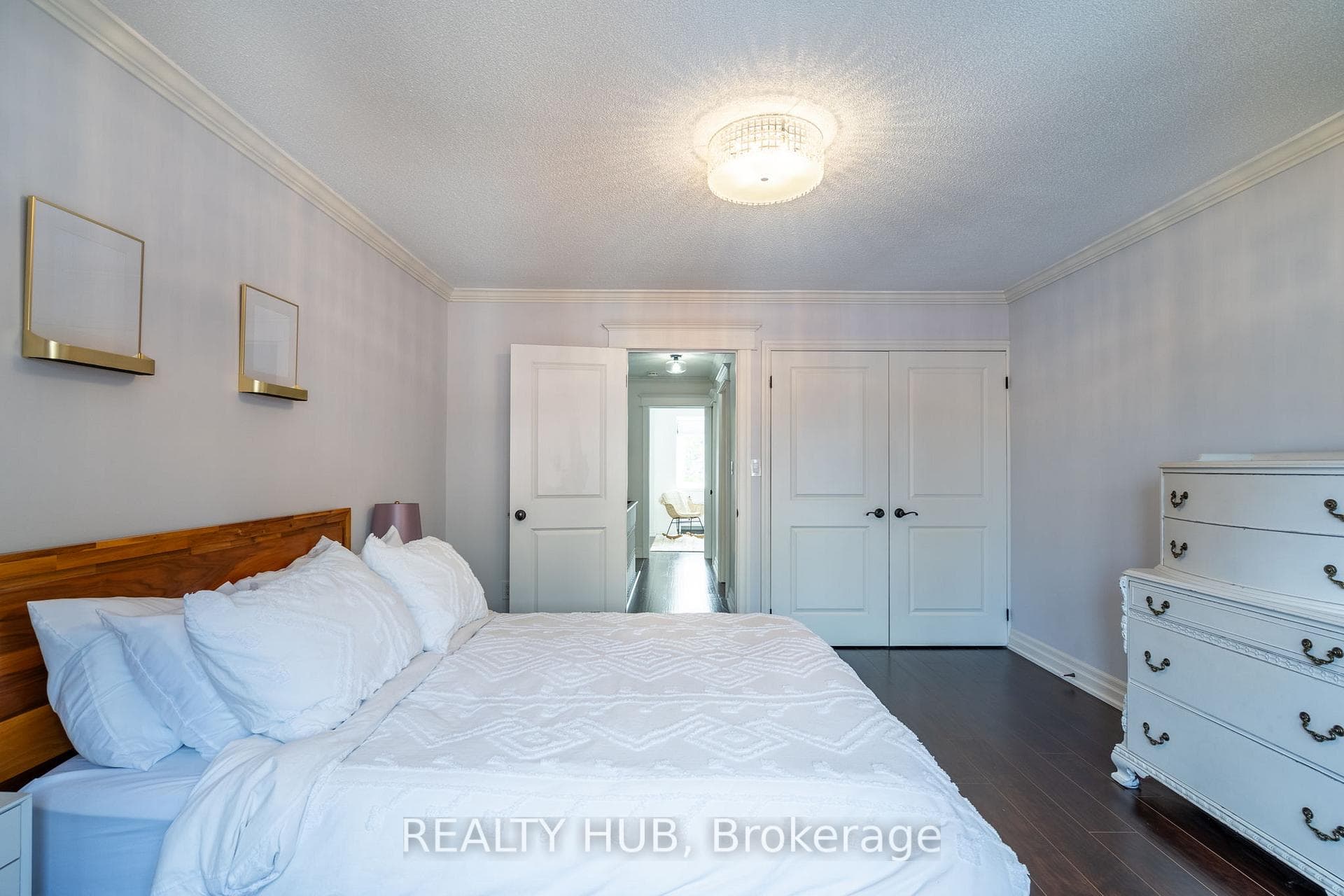 895 MAPLE Avenue Unit 322 photo 19