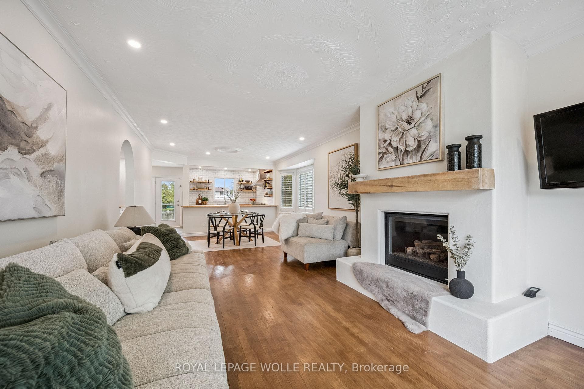 58 Bock Street photo 9