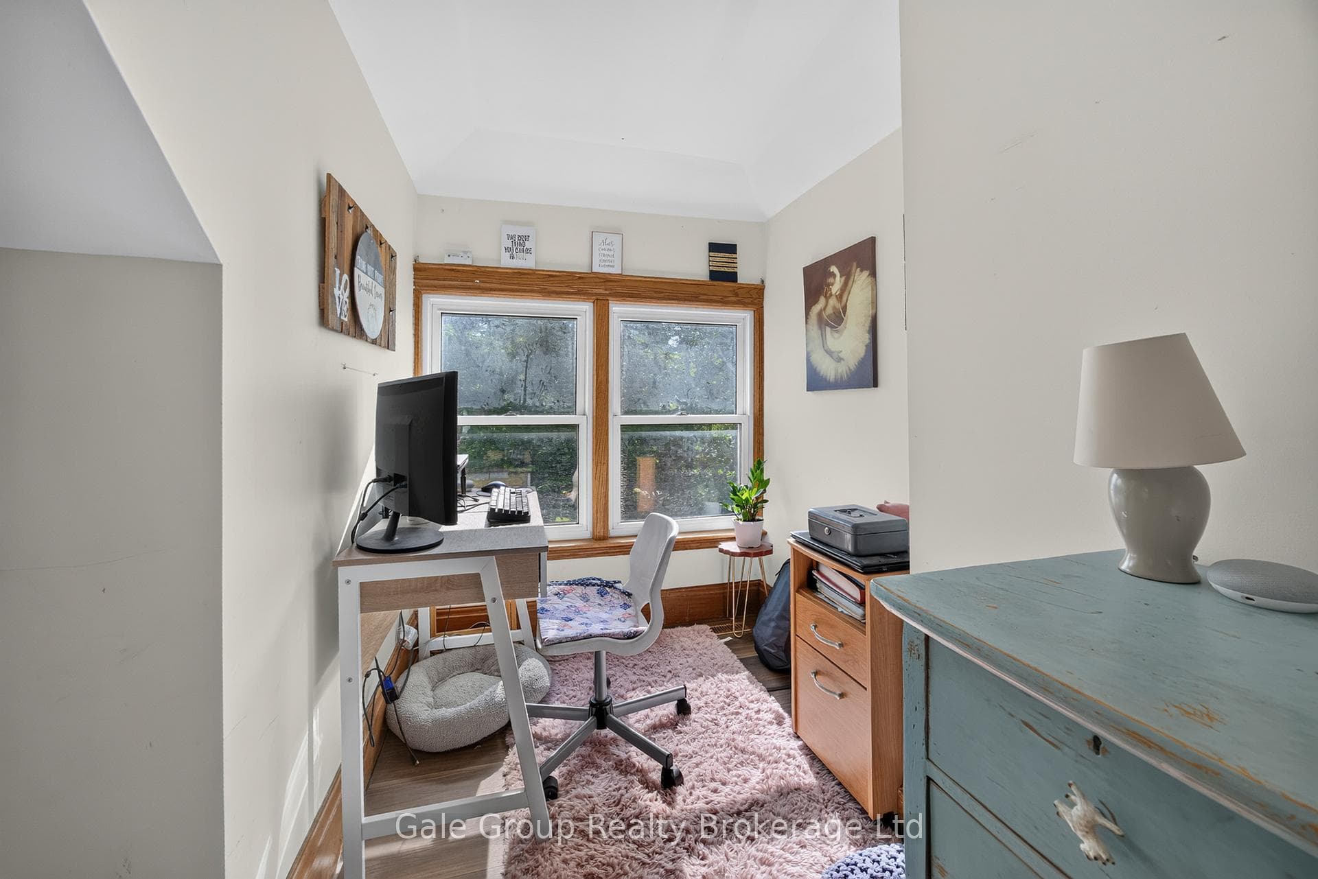 445 Vincent Street photo 17