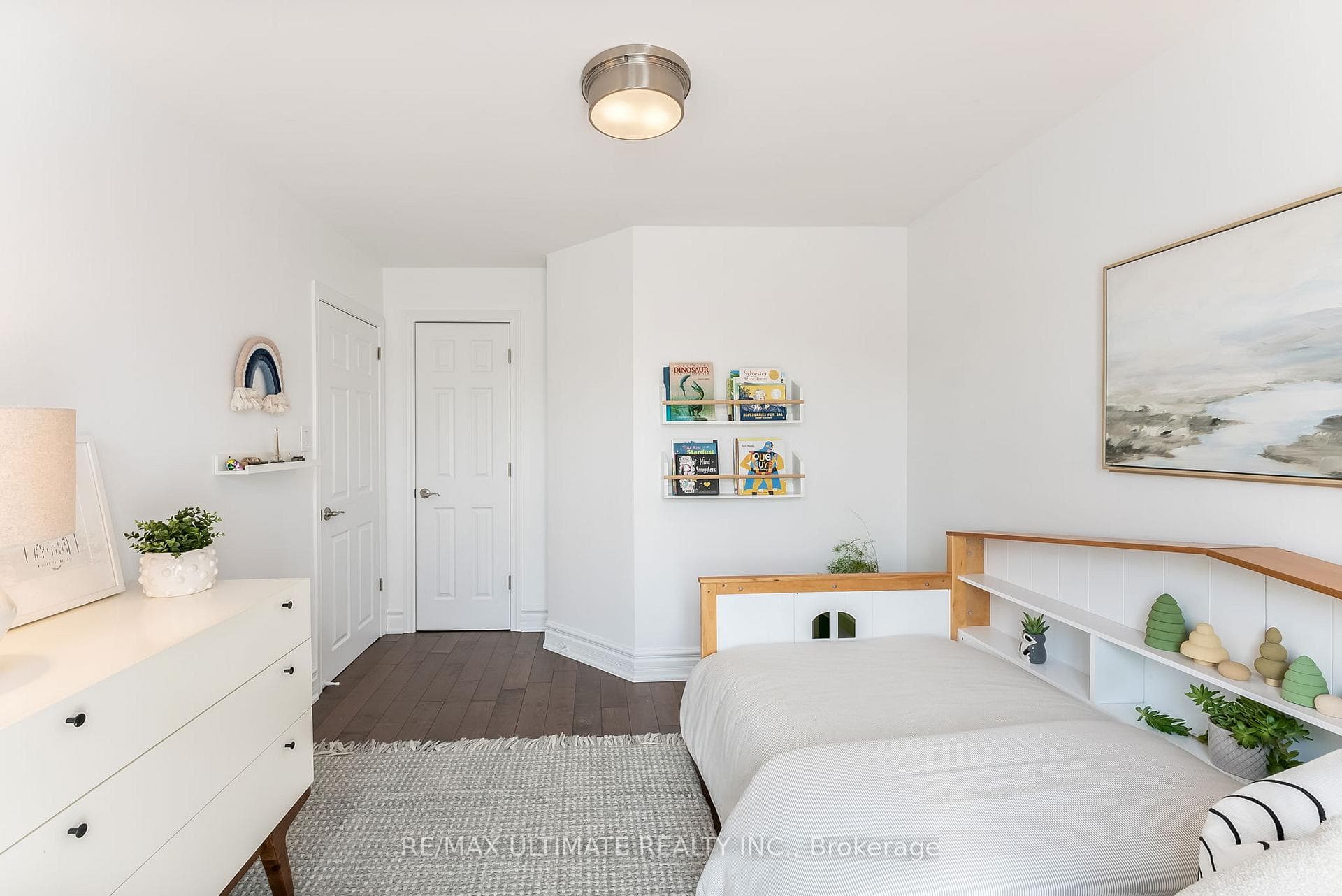 247 Dewhurst Boulevard photo 23