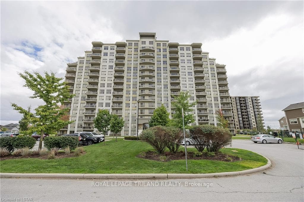1030 CORONATION Drive Unit 204 photo 1