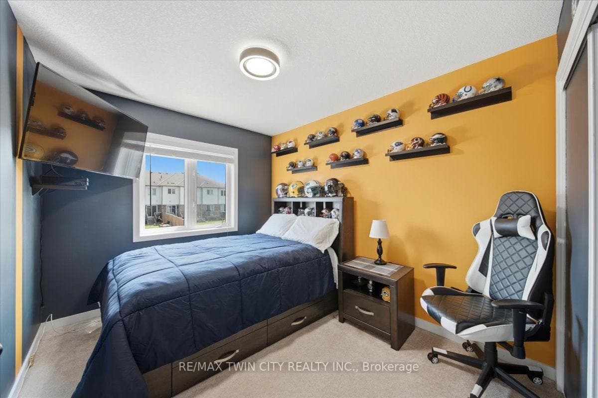 115 English Lane photo 26
