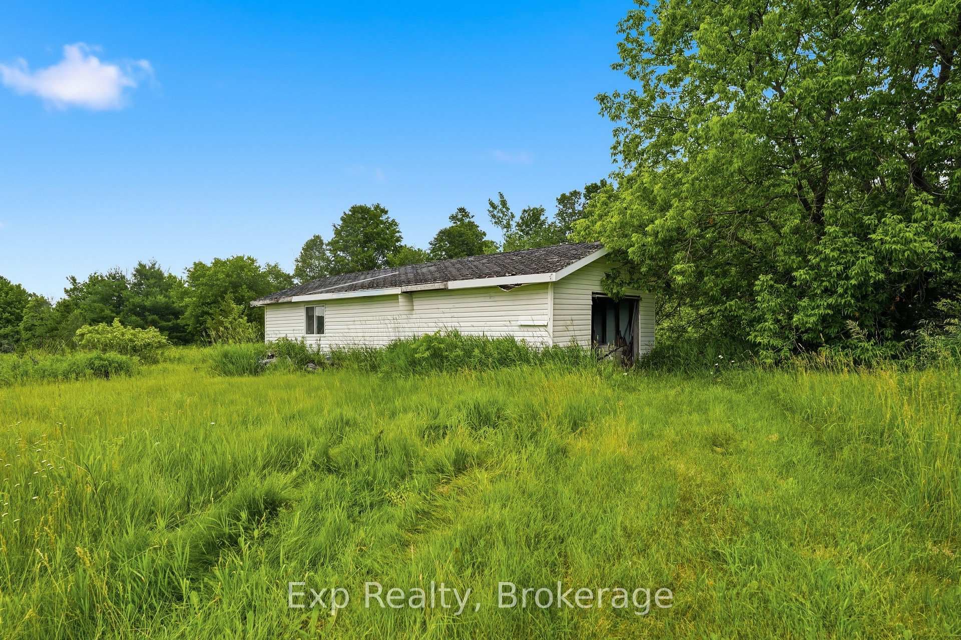 700 Old Madoc Road photo 37