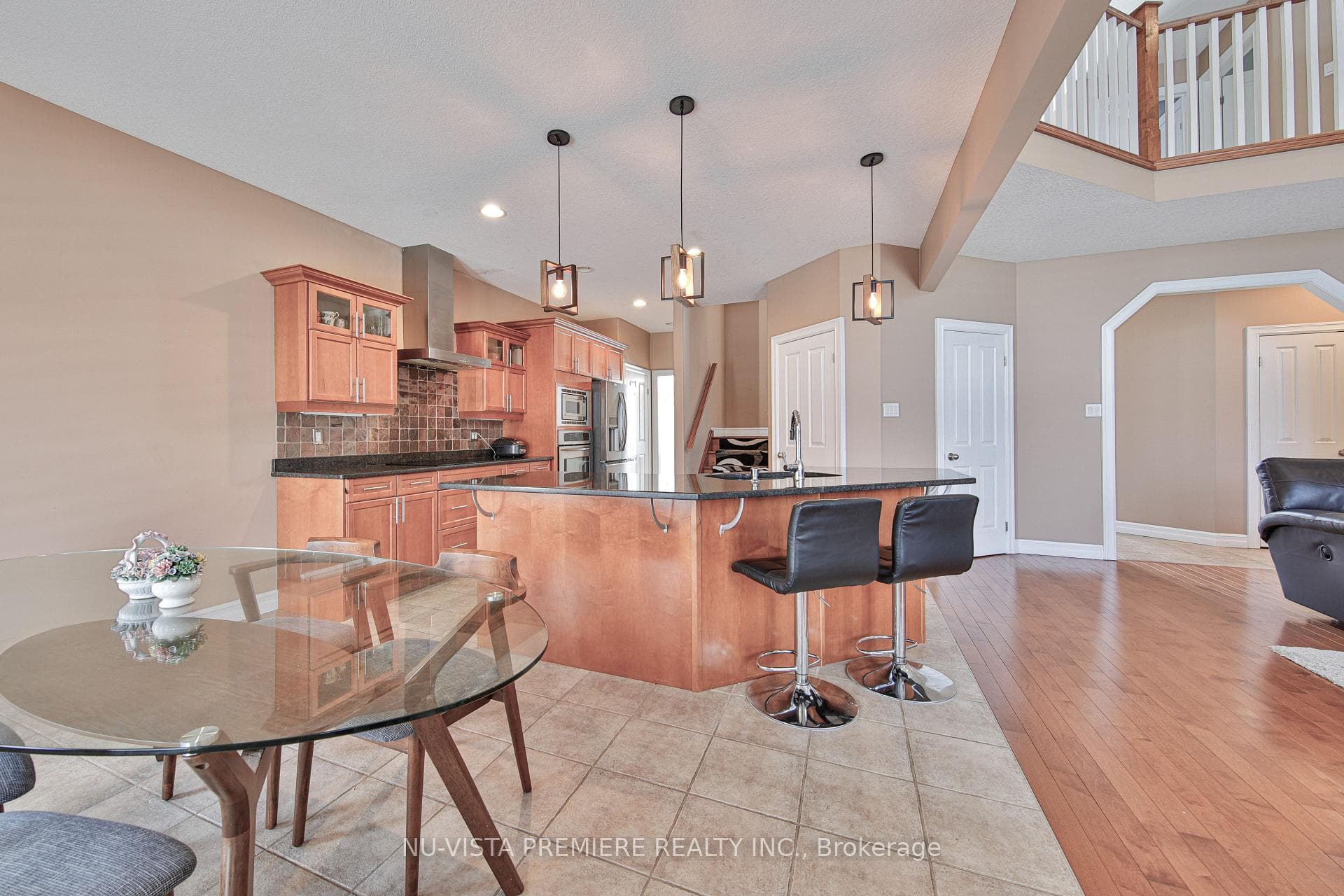 1002 MANCHESTER Road photo 9