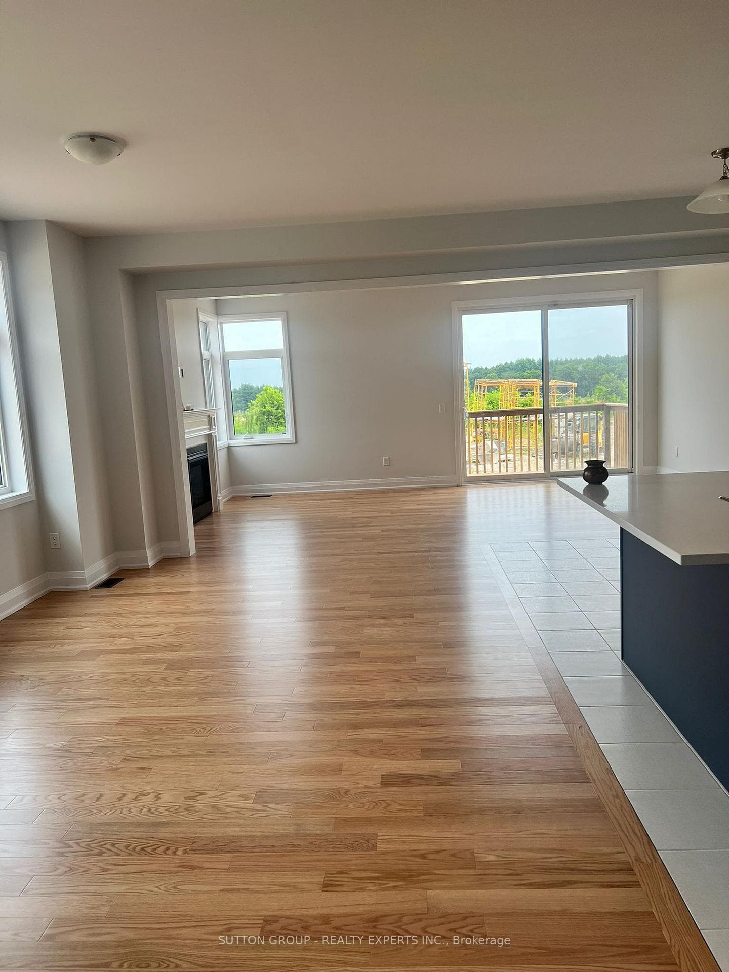 152 Cole Terrace photo 6