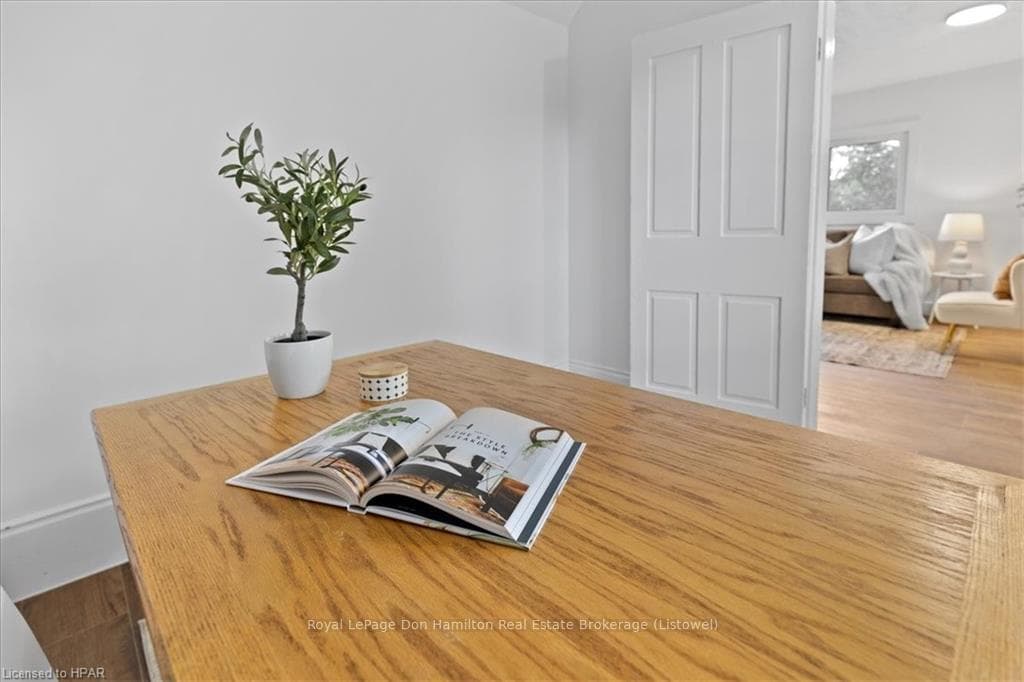 209 MCCONNELL Street photo 27