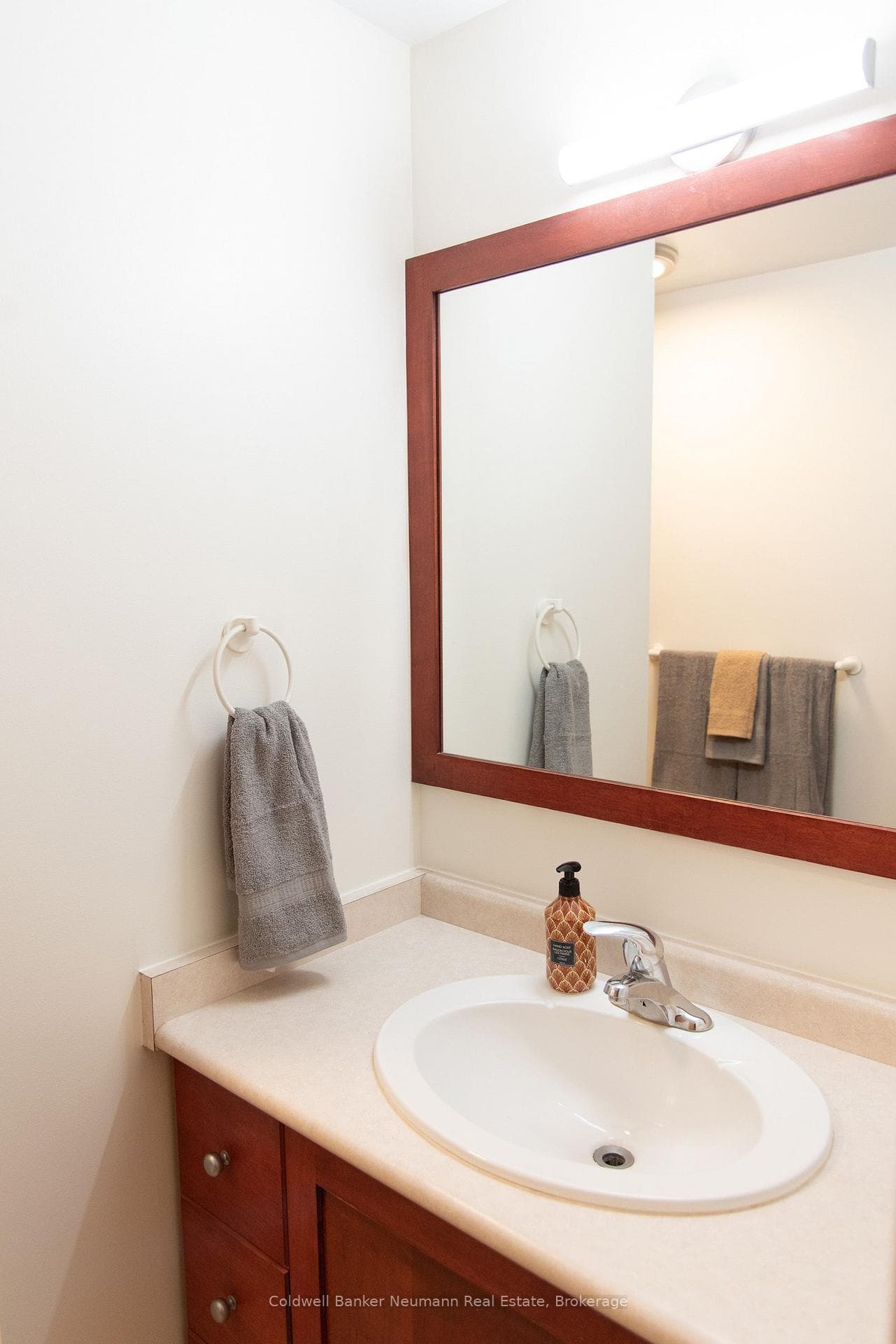 121 Bagot Street Unit 29 photo 17