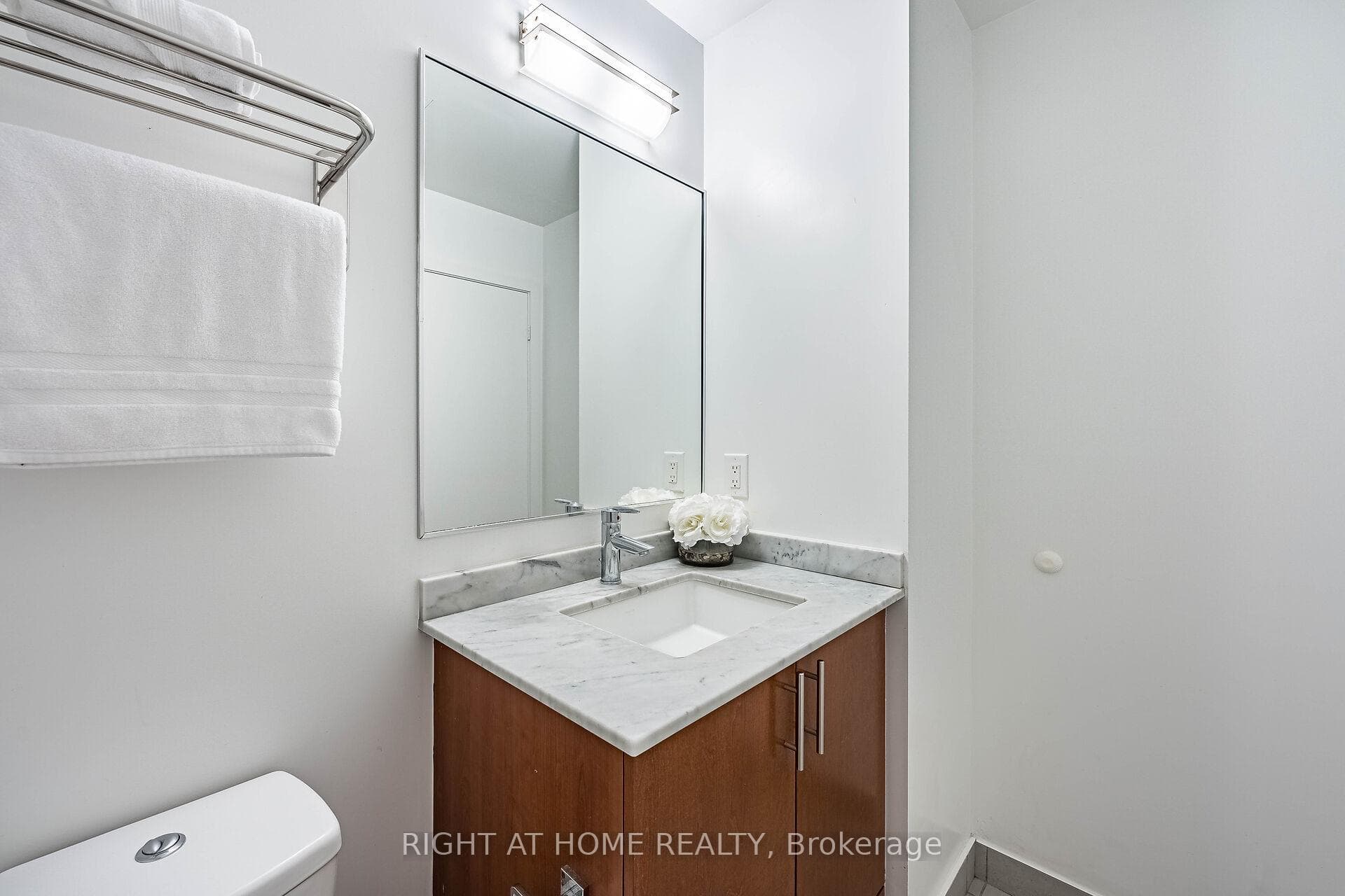 260 Sackville Street Unit 201 photo 28