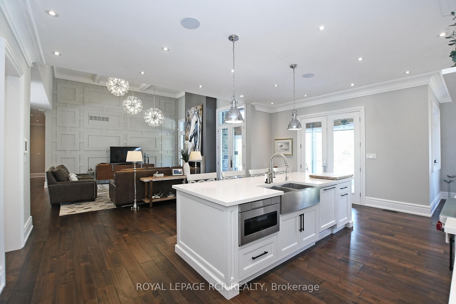 56 Stonegate Street photo 13