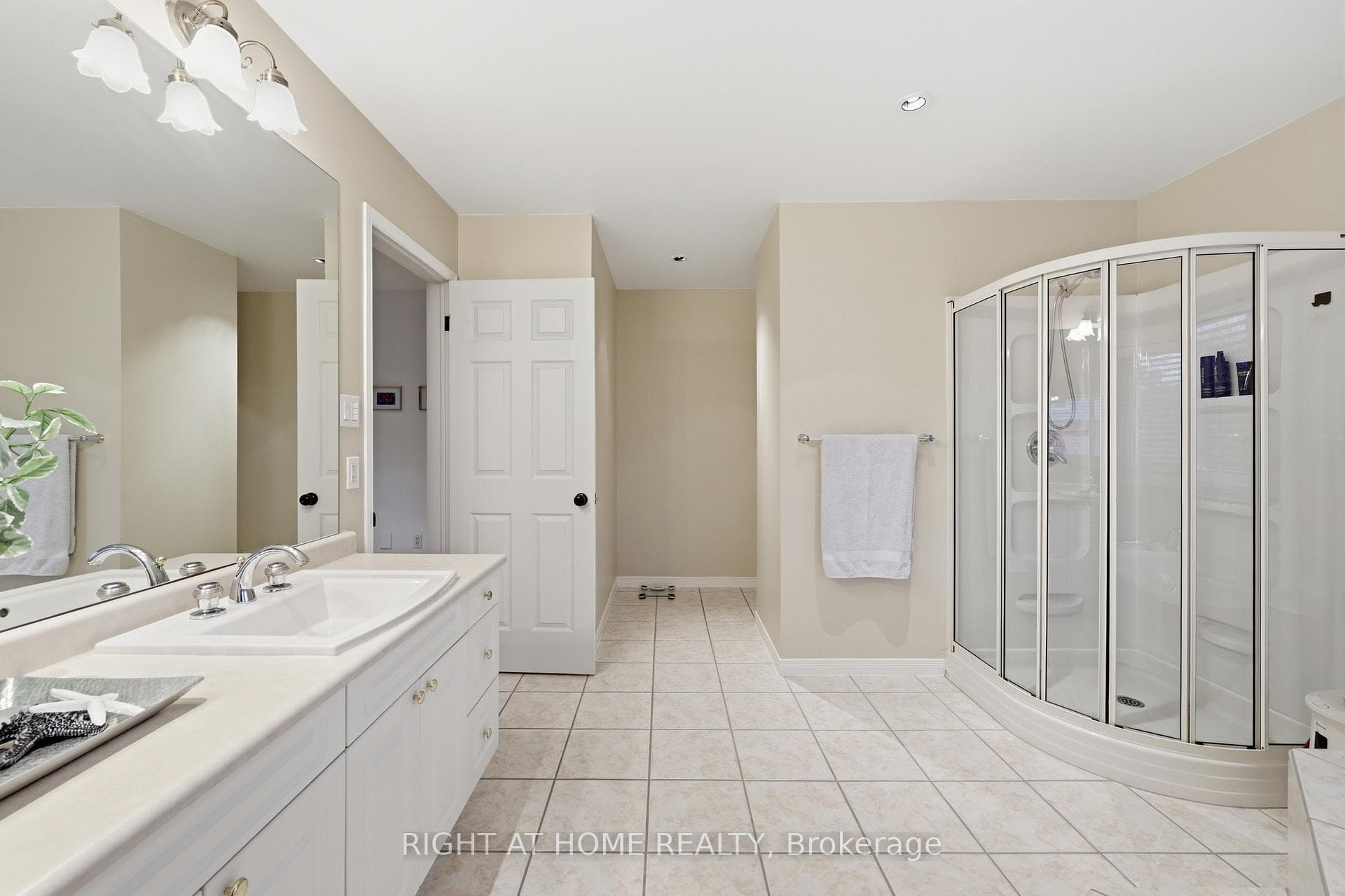 50 Boulding Avenue photo 24