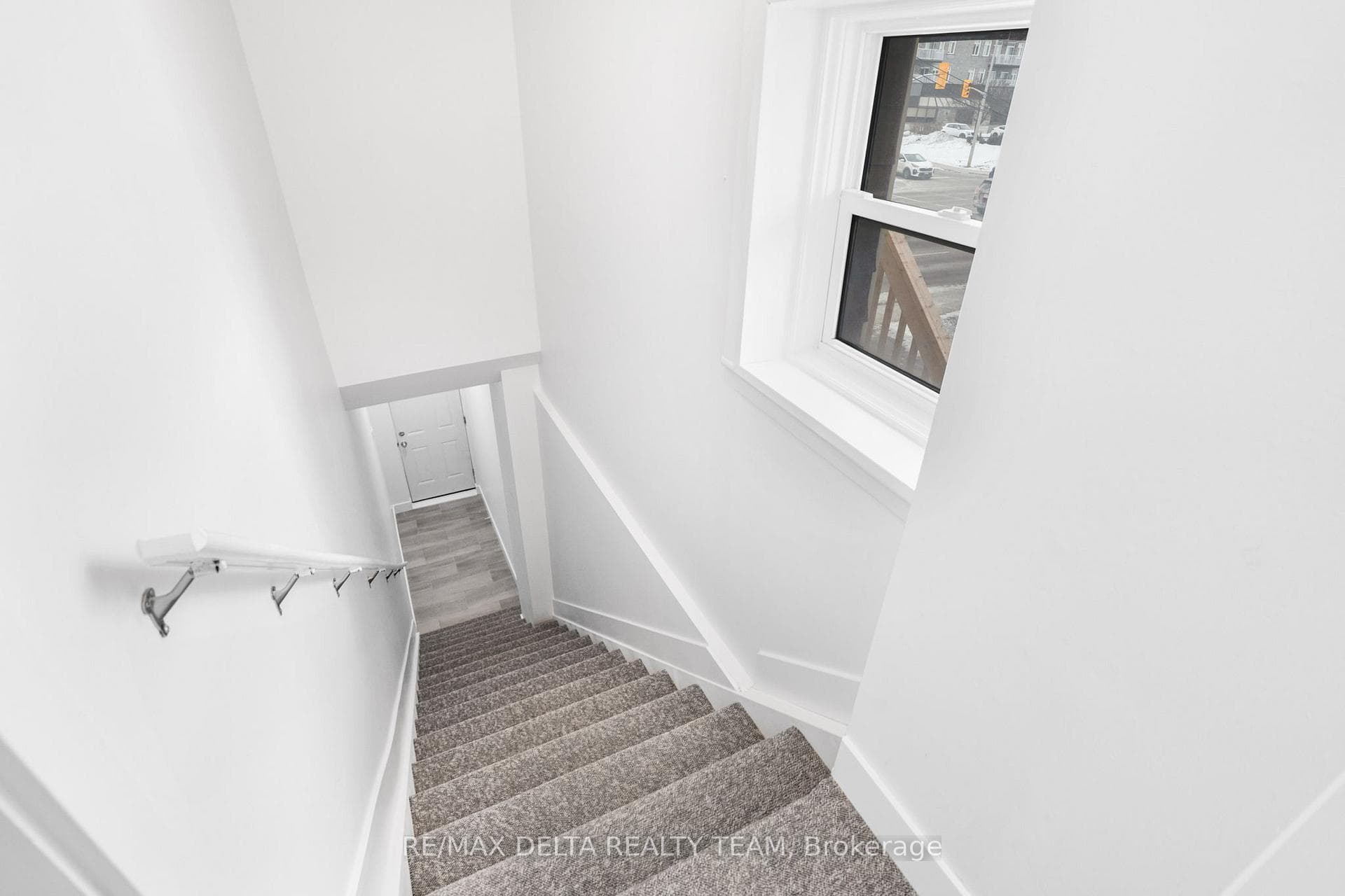 2837 St Joseph Boulevard Unit 2 photo 8