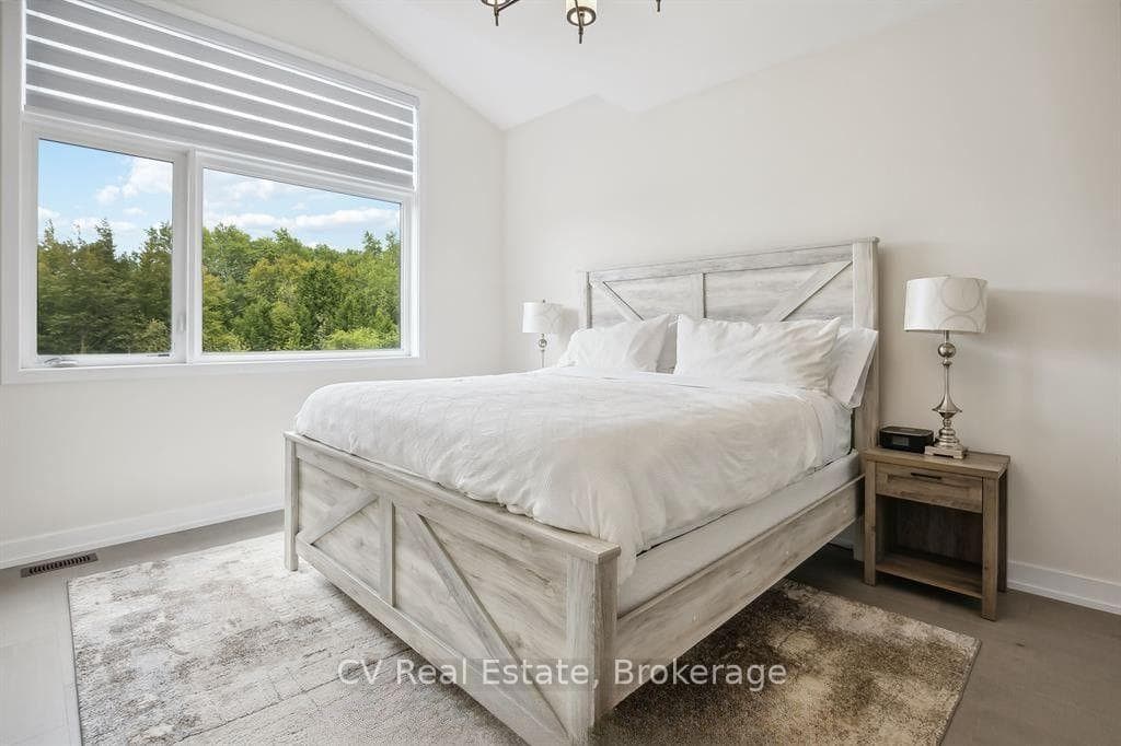 125 Stoneleigh Drive photo 26