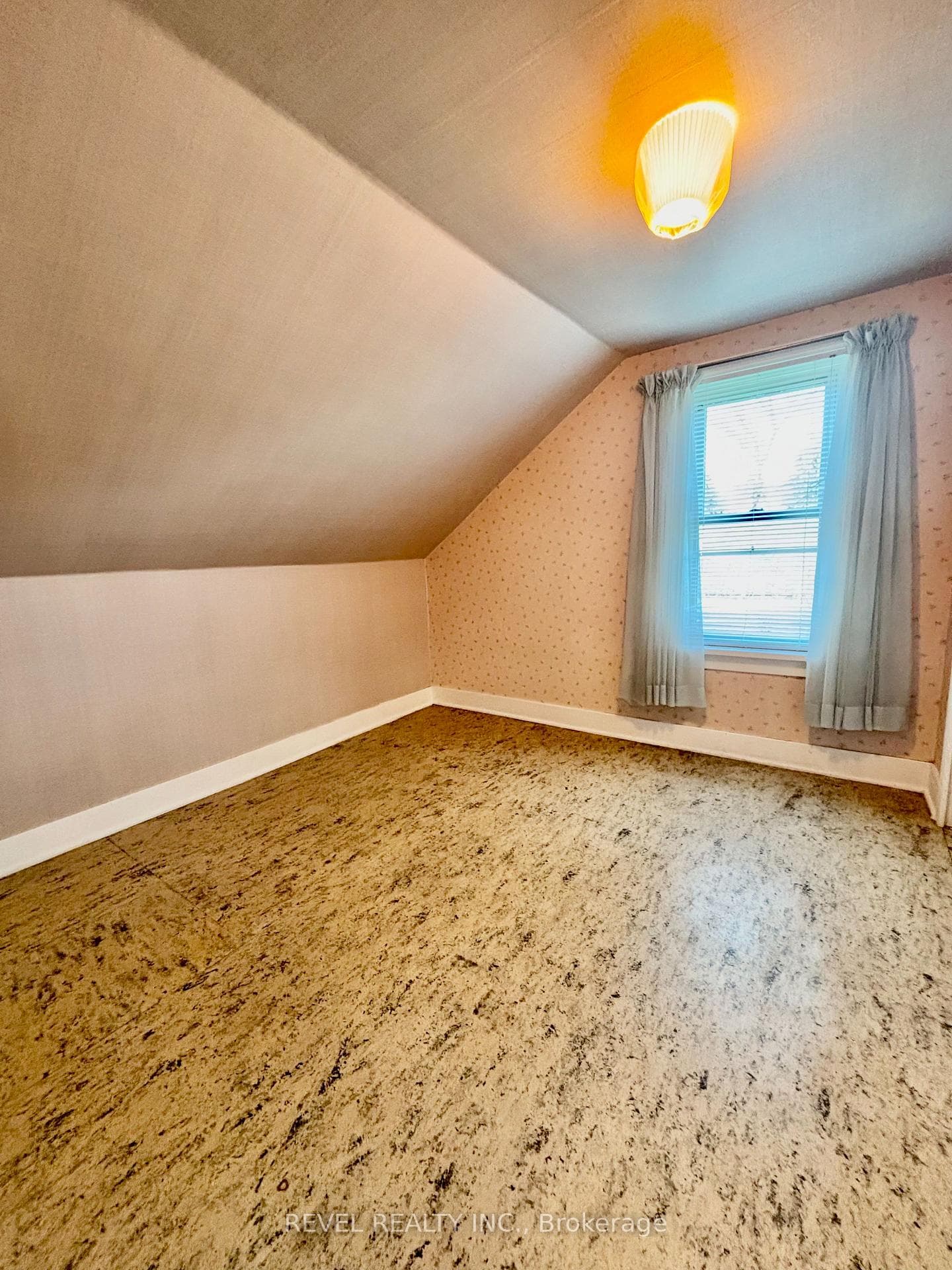 452 Seventh Avenue photo 23