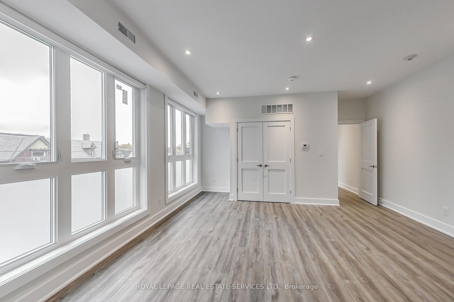 235 Davenport Road Unit D photo 7