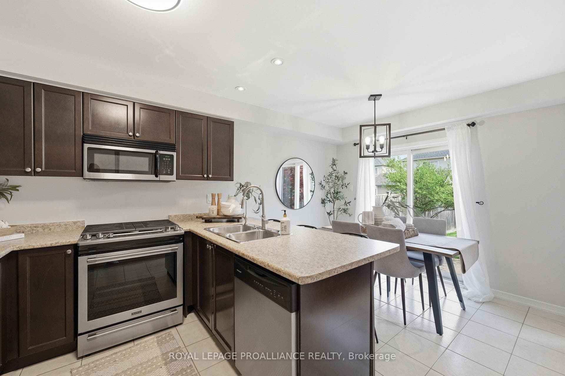 23 Courvier Crescent photo 23