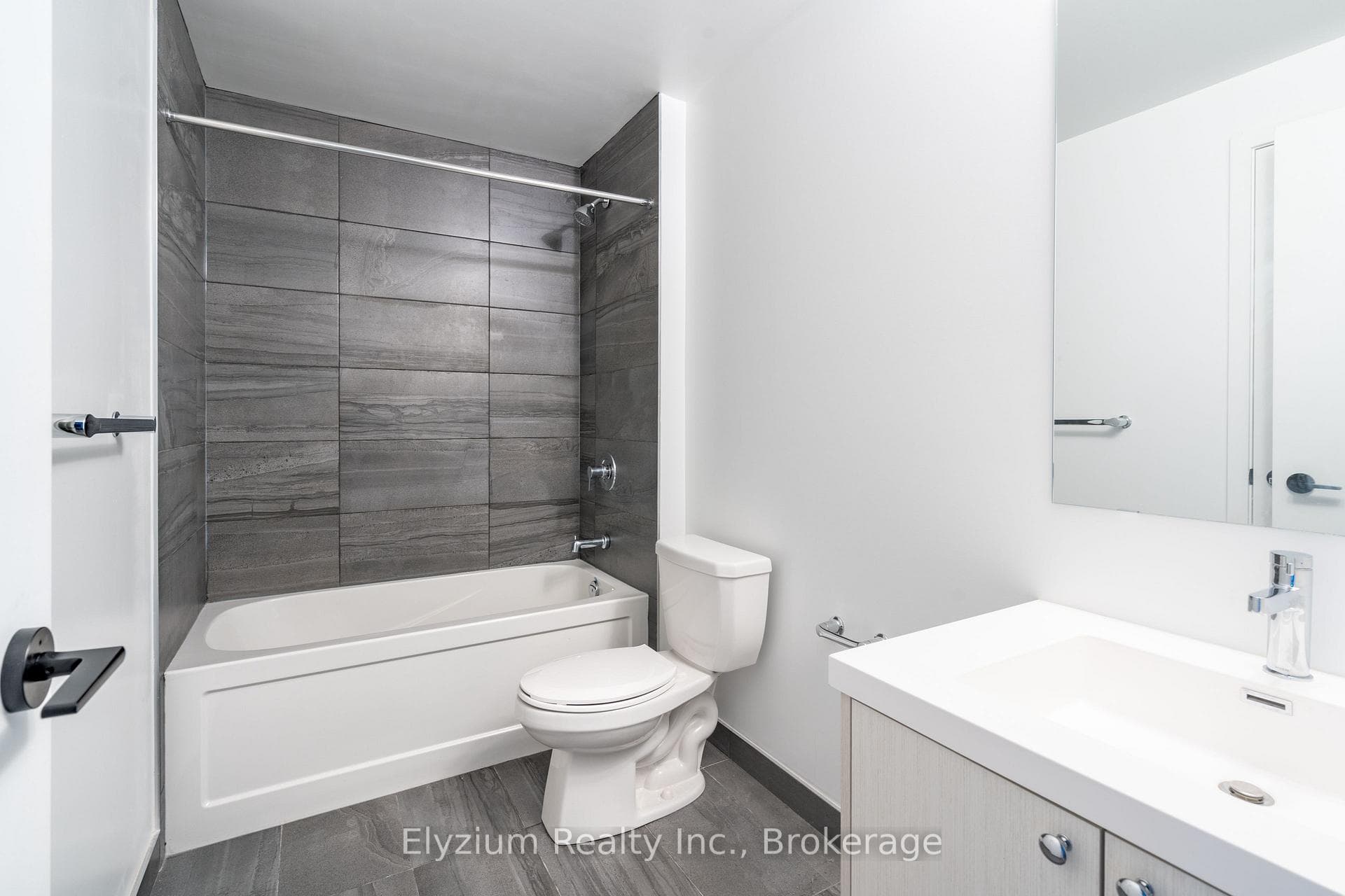 50 George Butchart Drive Unit 820 photo 10