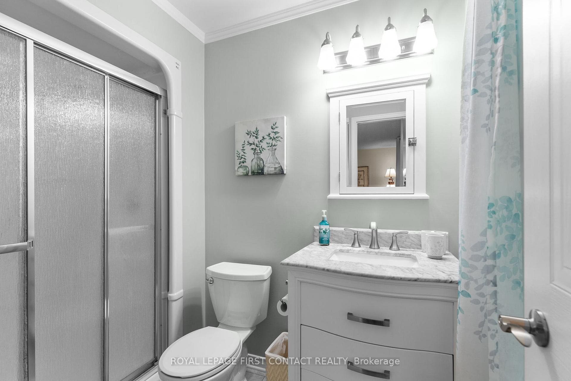 Primary 3pc ensuite