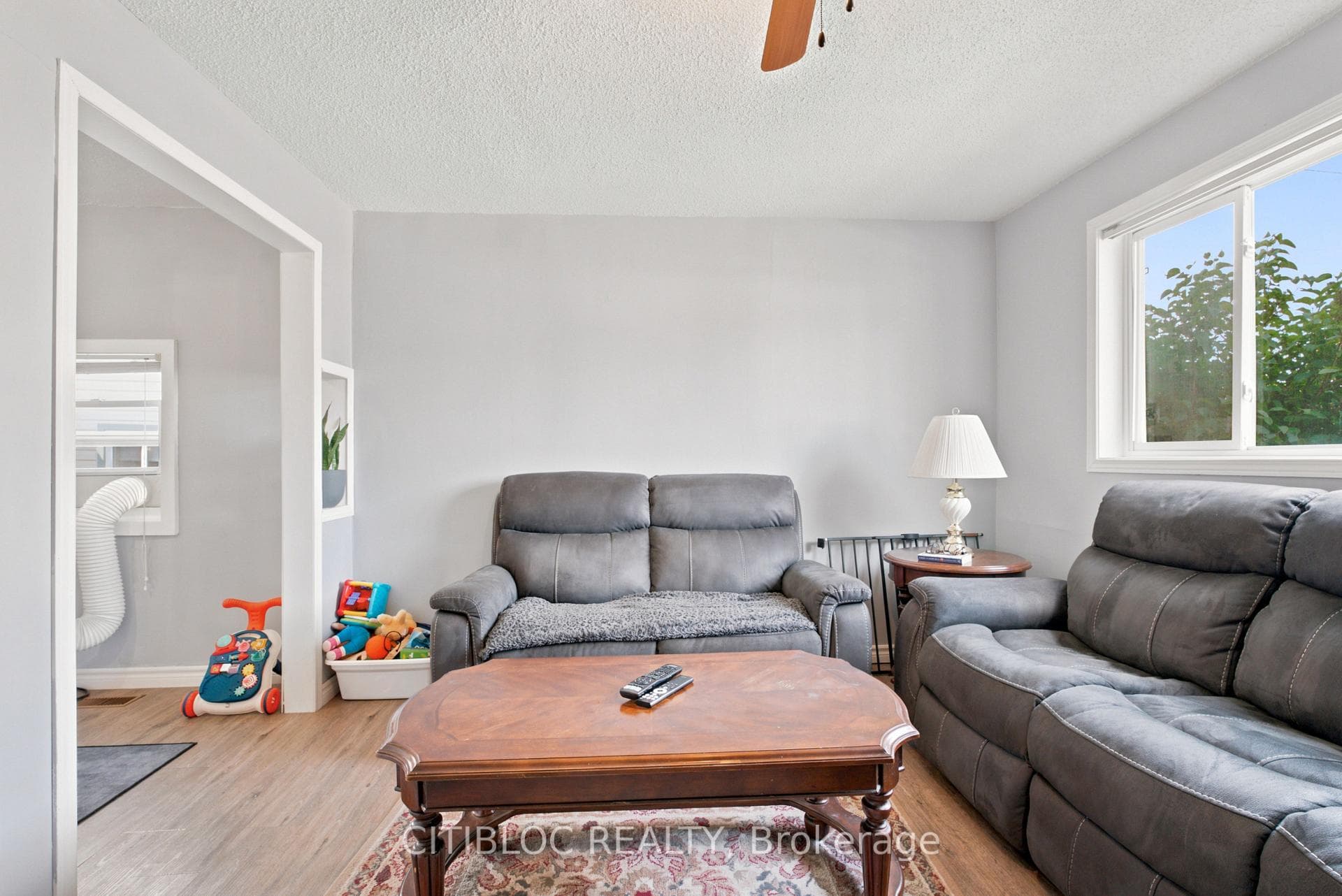 147 Turner Avenue photo 10