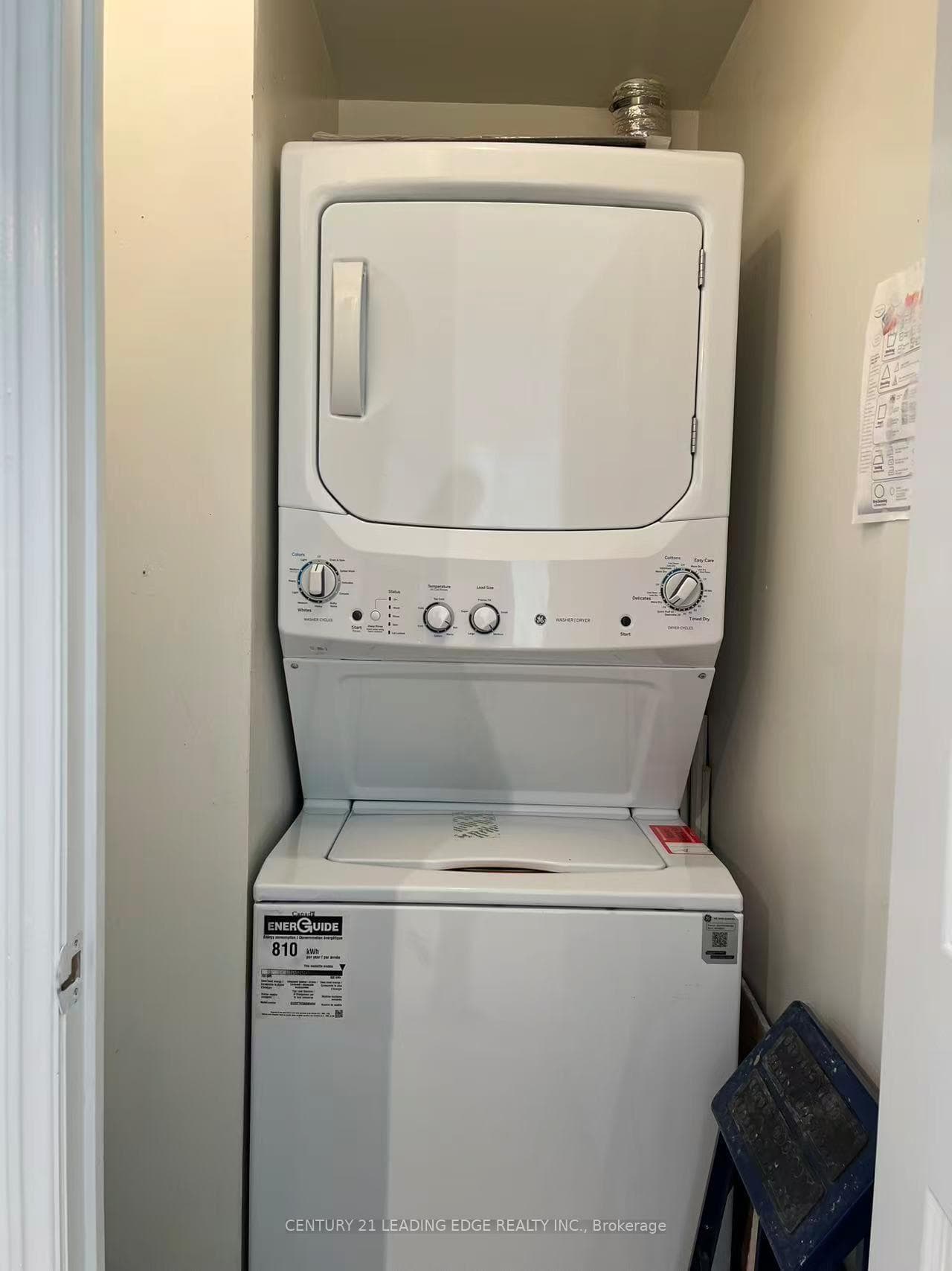 55 Bloor Street Unit 1609 photo 24