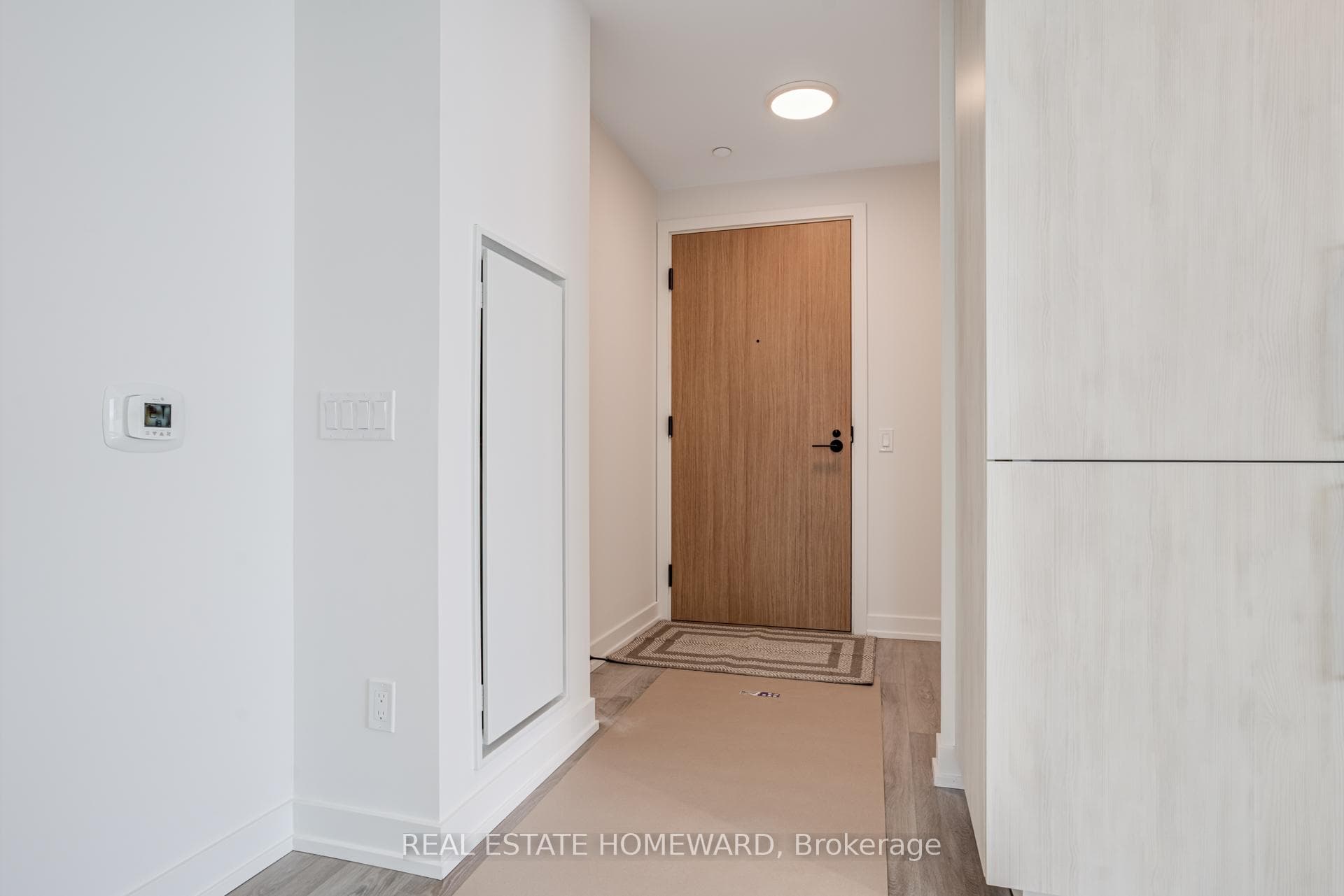 35 Parliament Street Unit 2104 photo 9