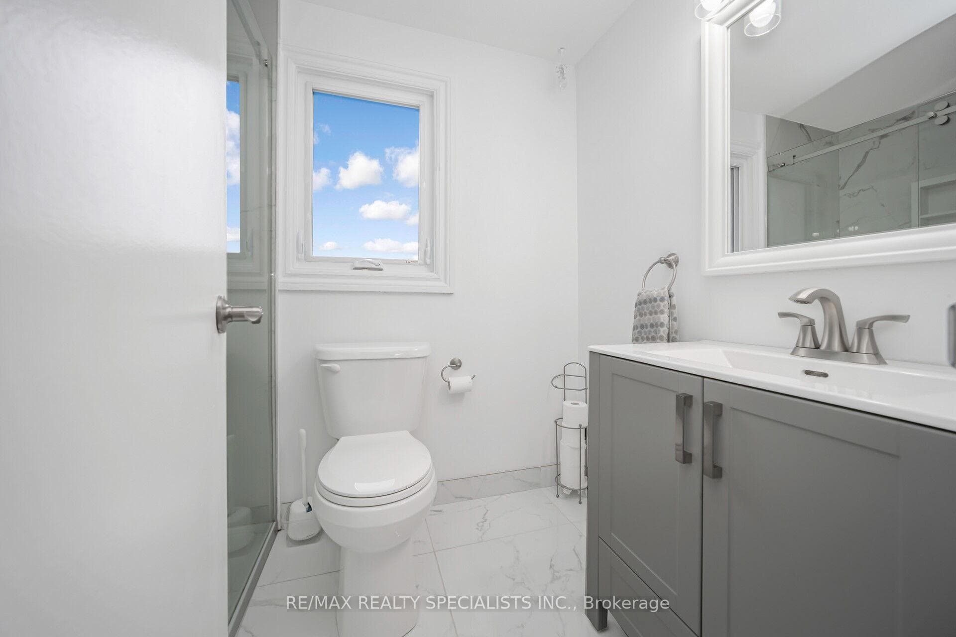 70 Primrose Crescent photo 29