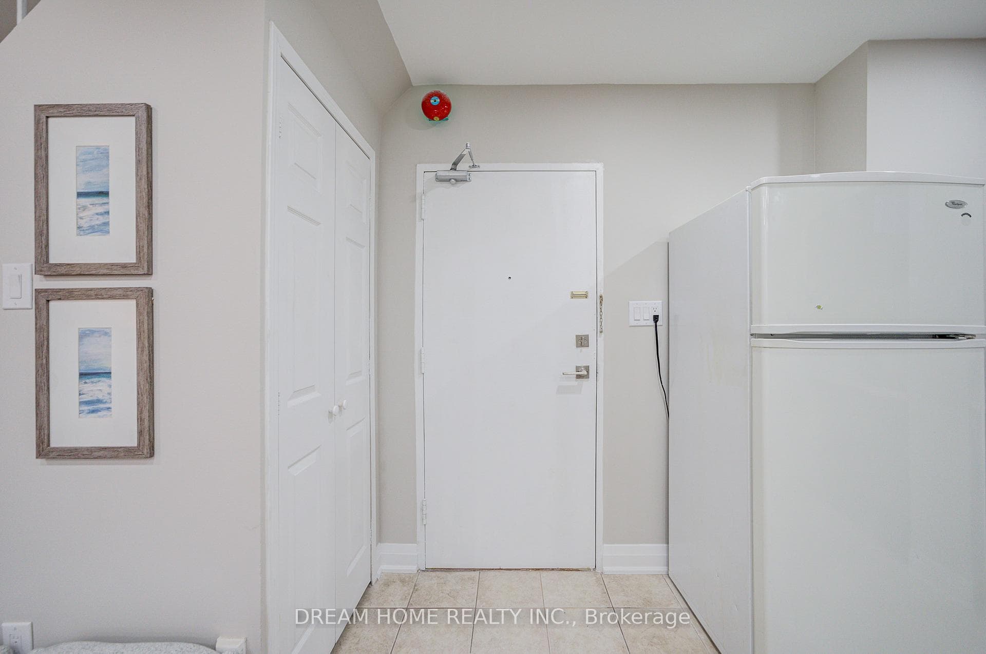 1395 Williamsport Drive Unit 163 photo 5