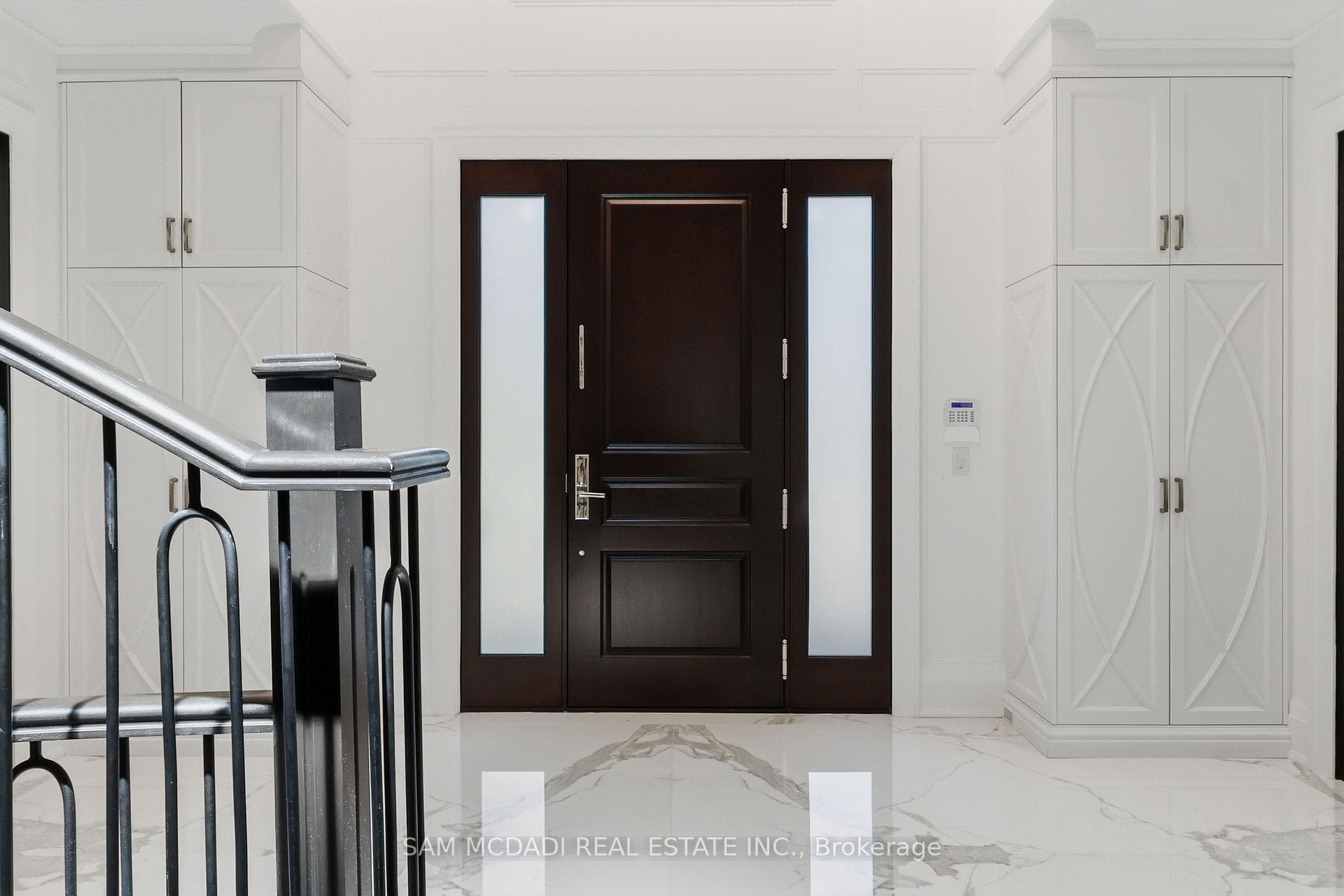 1342 Nocturne Court photo 4
